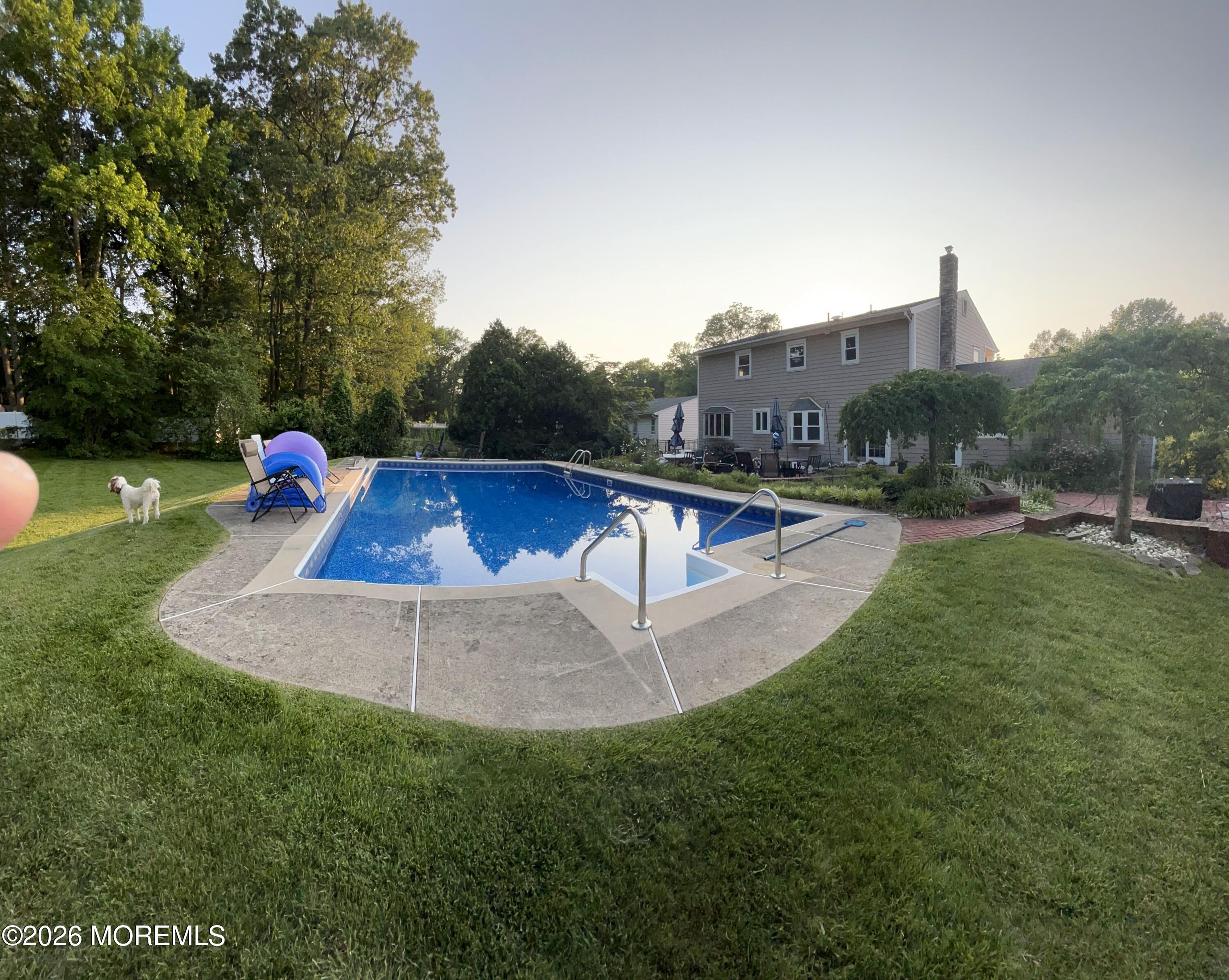 11 Benet Drive