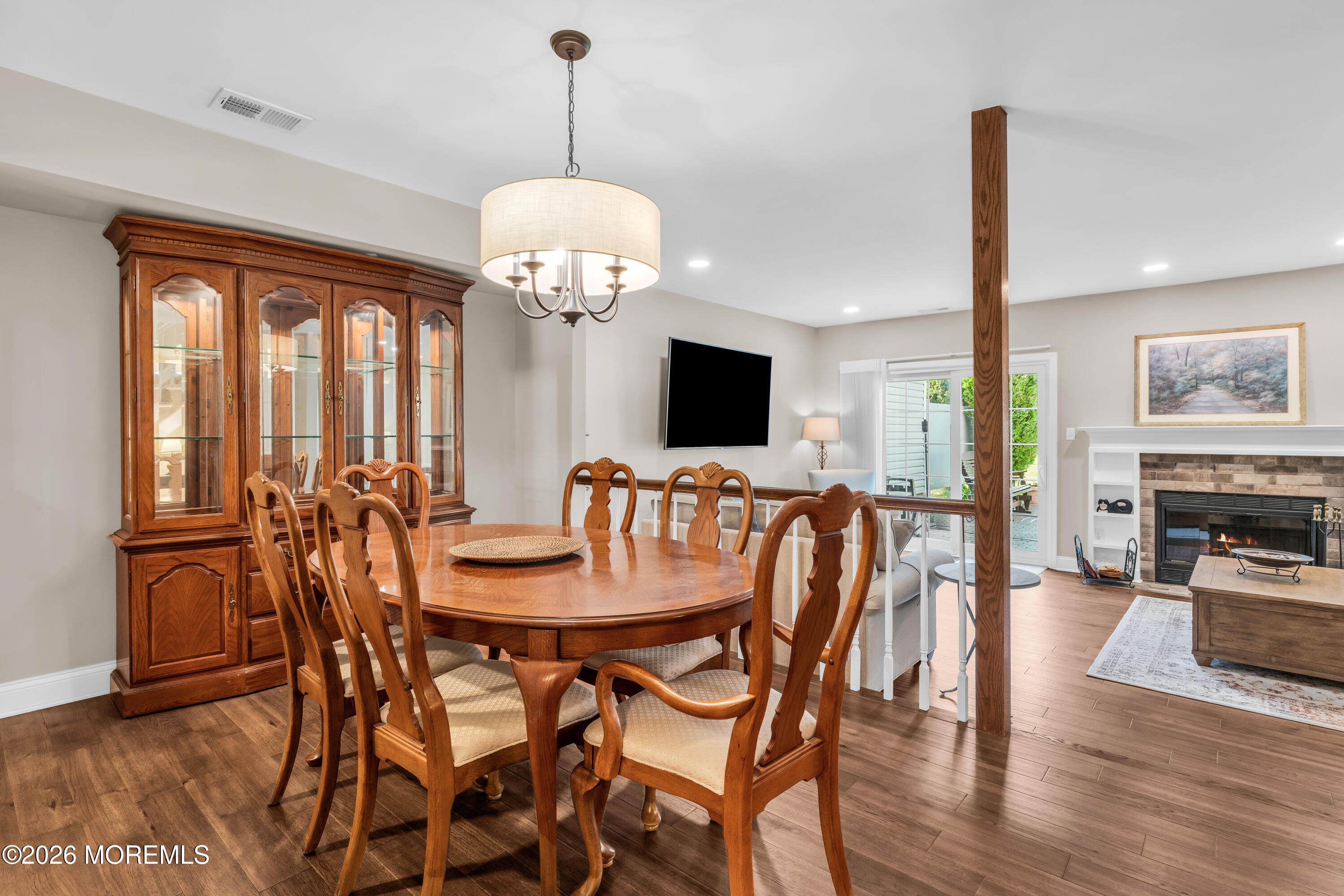 16 Vassar Place