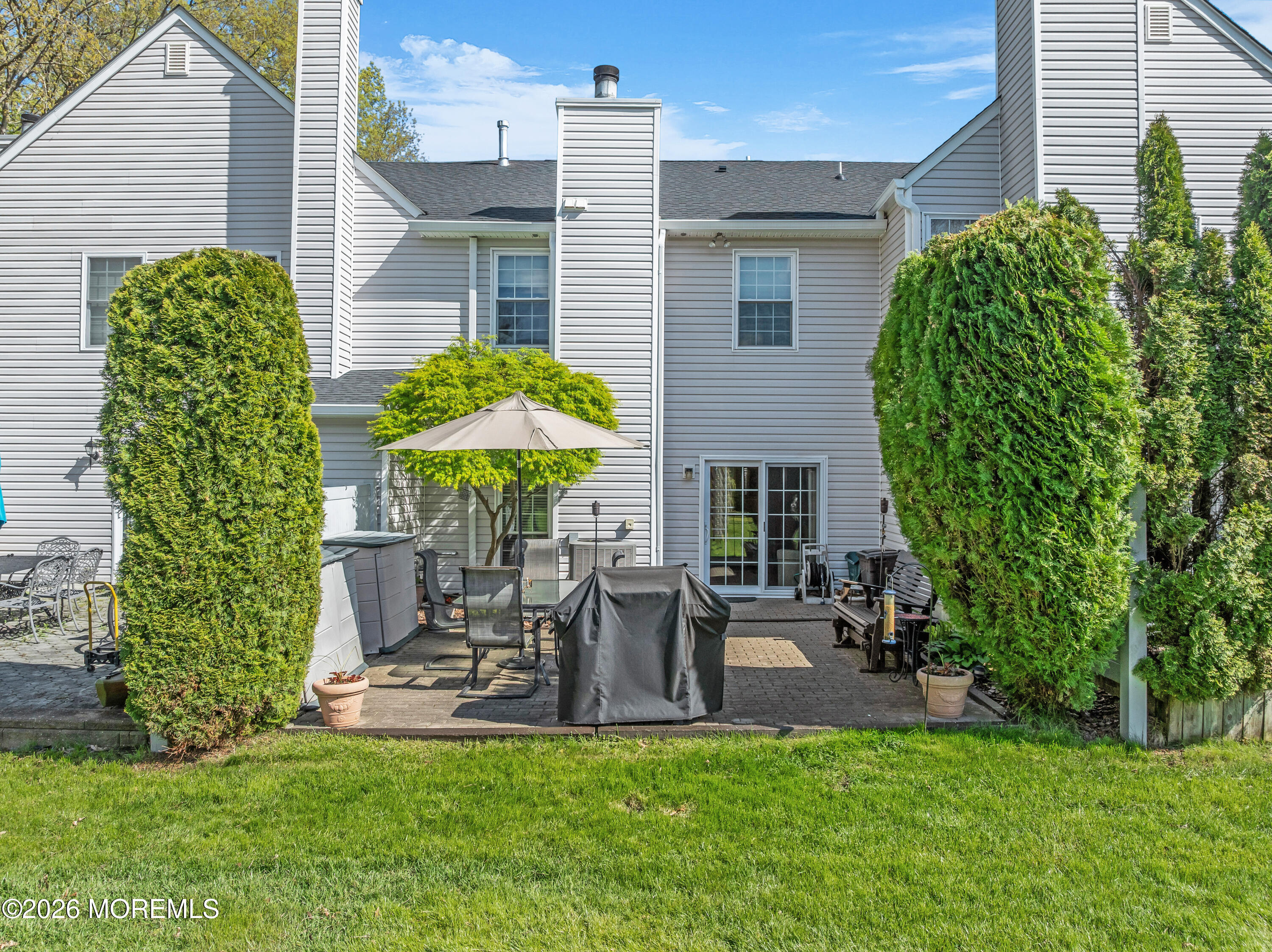 16 Vassar Place