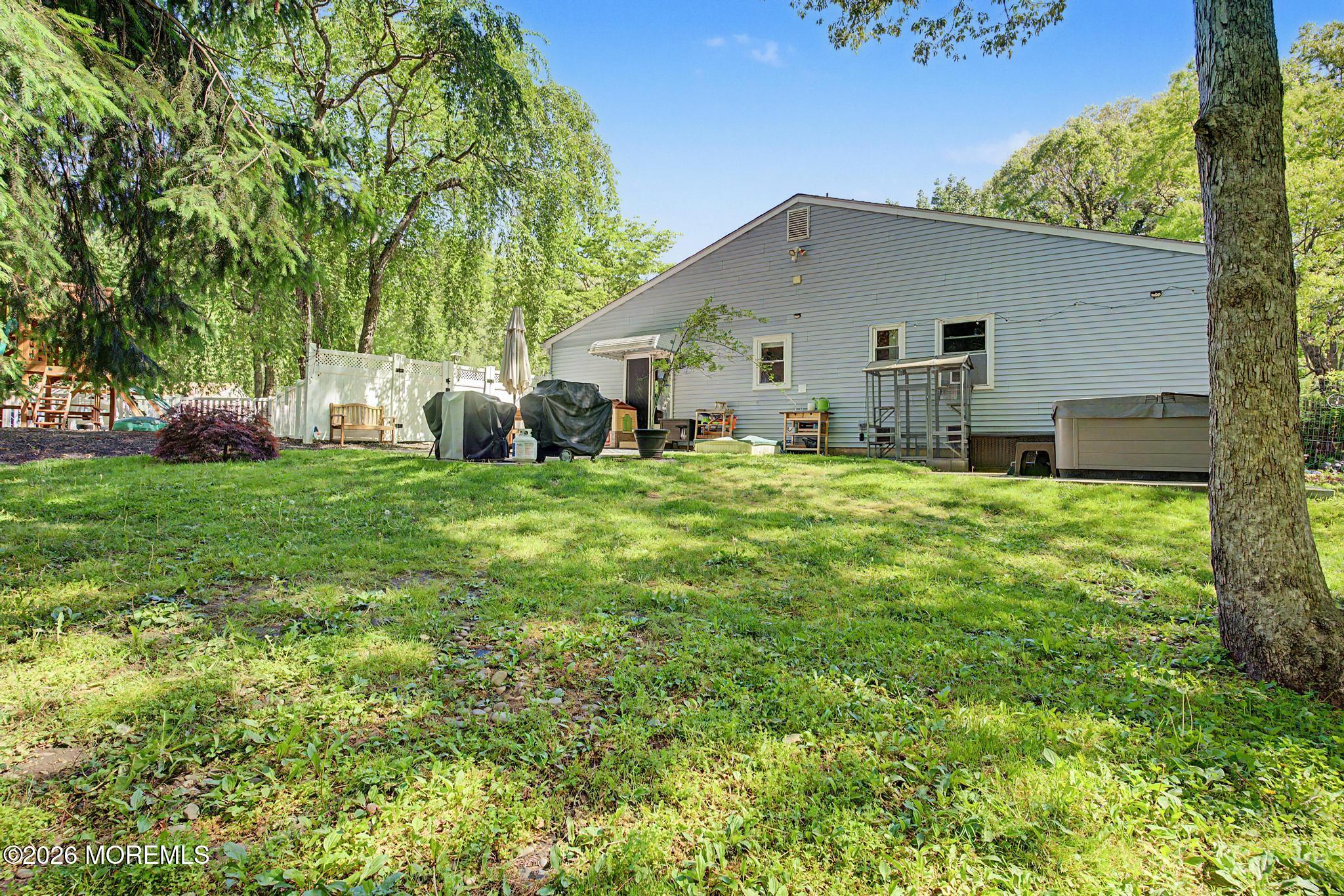2528 Lexington Court
