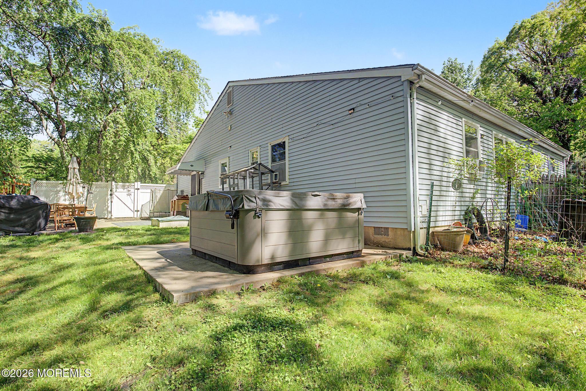 2528 Lexington Court