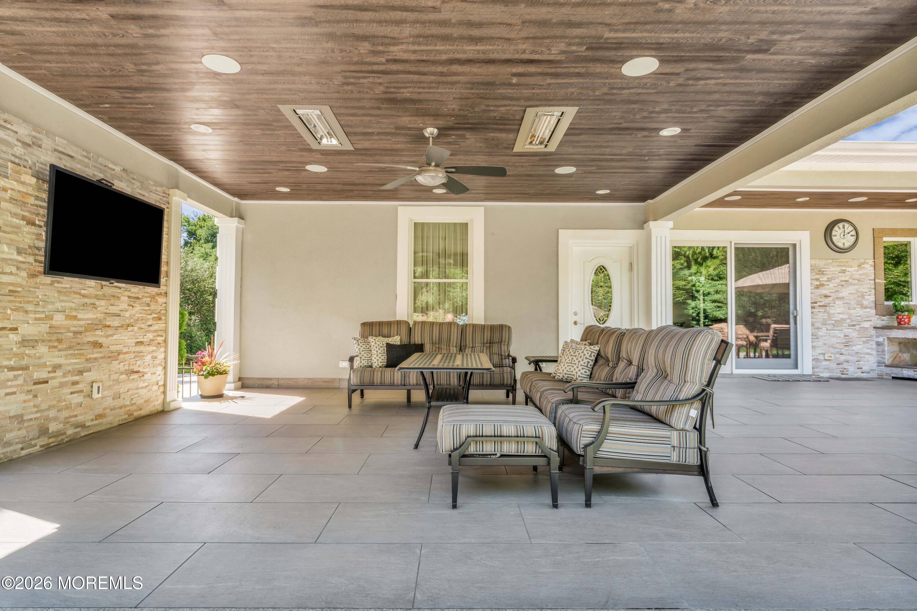 45 Centerville Road