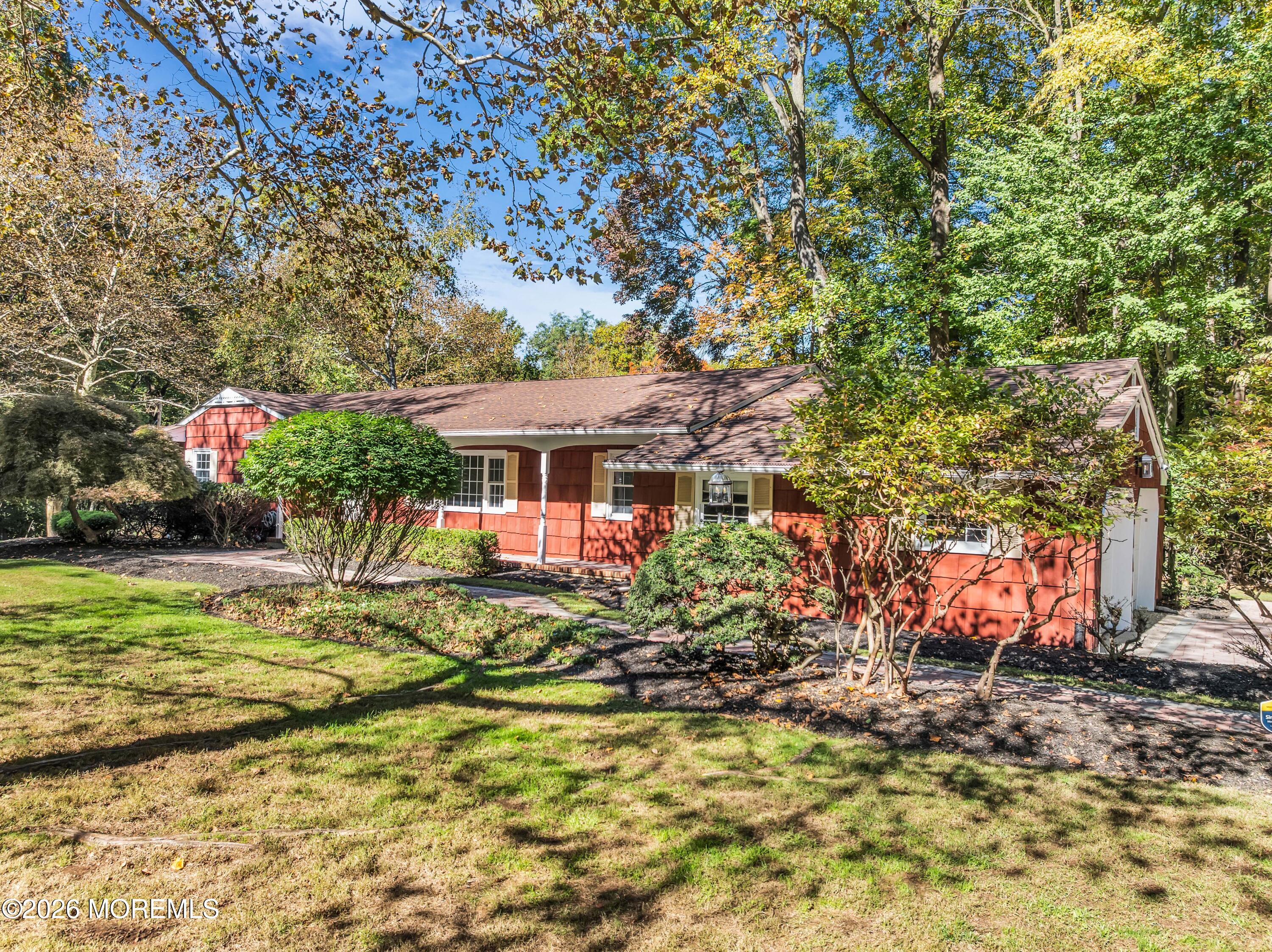 35 Heyward Hills Drive