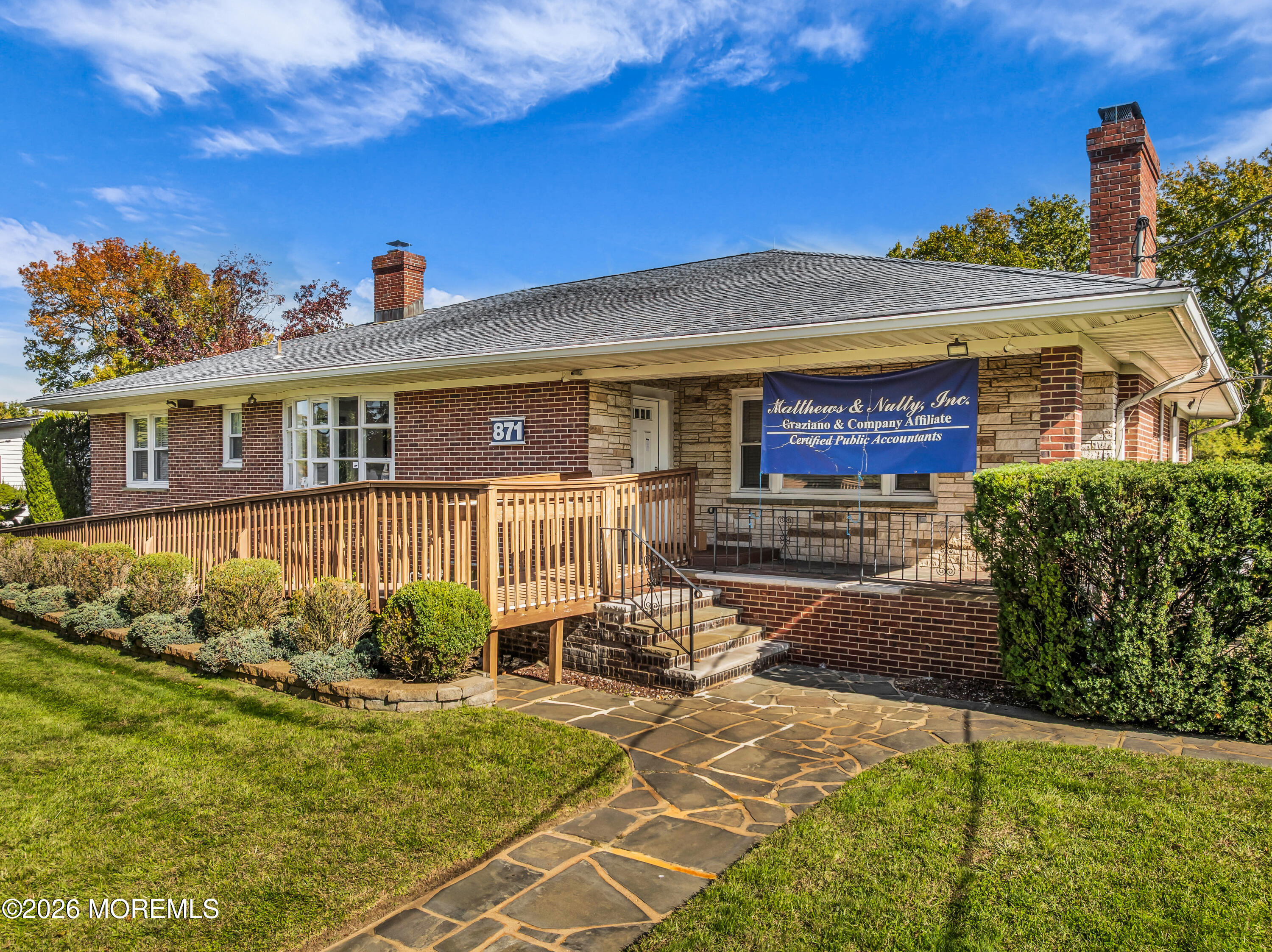 871 Poole Avenue