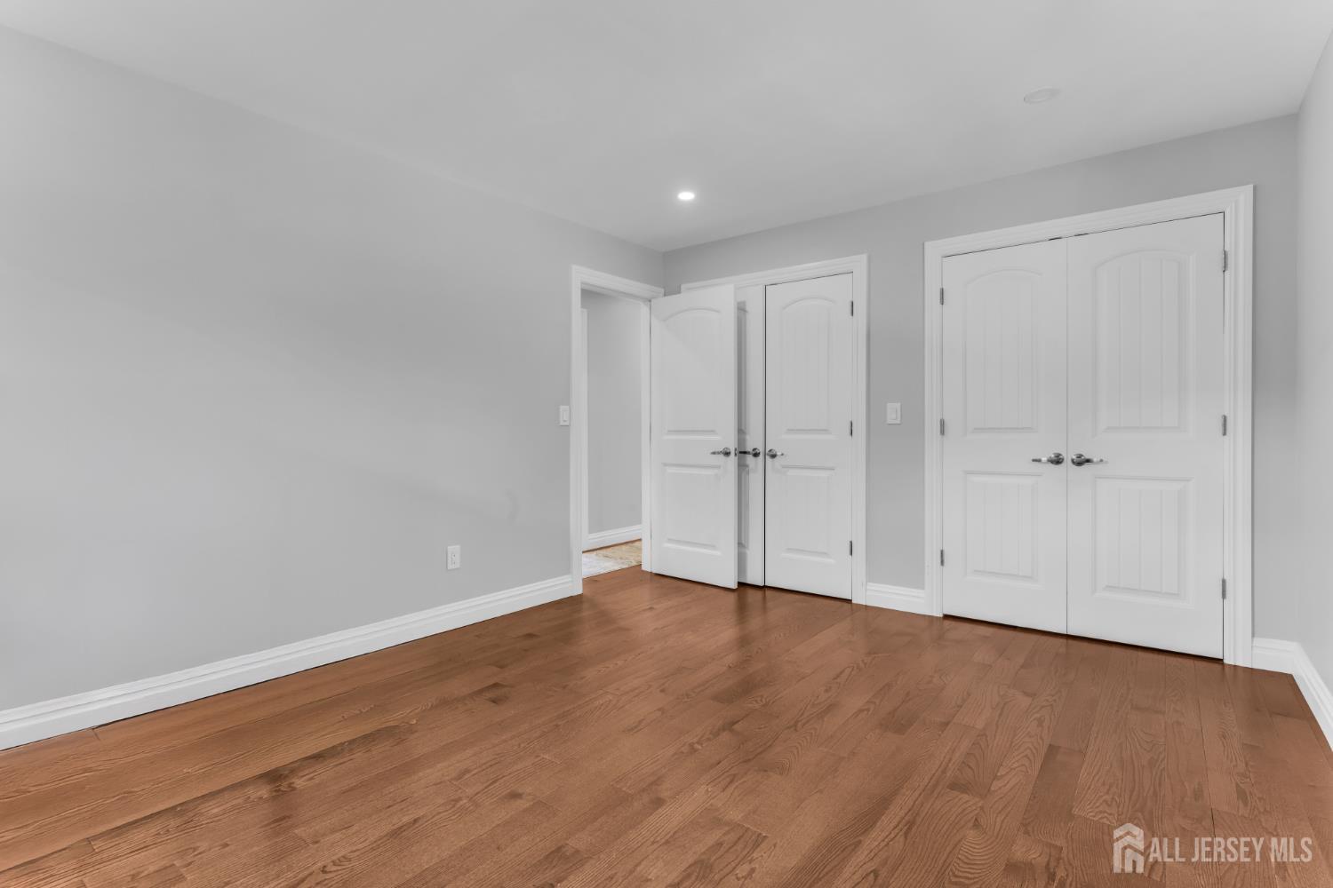 12 Washington Avenue