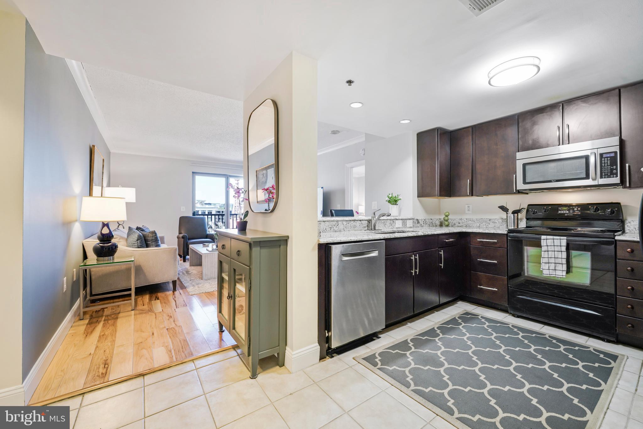 777 7th St NW #1124