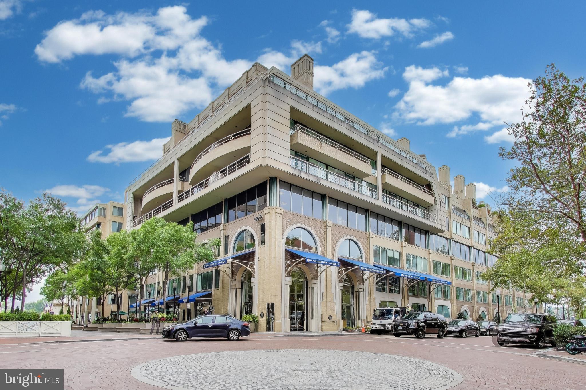 3030 K St NW #209