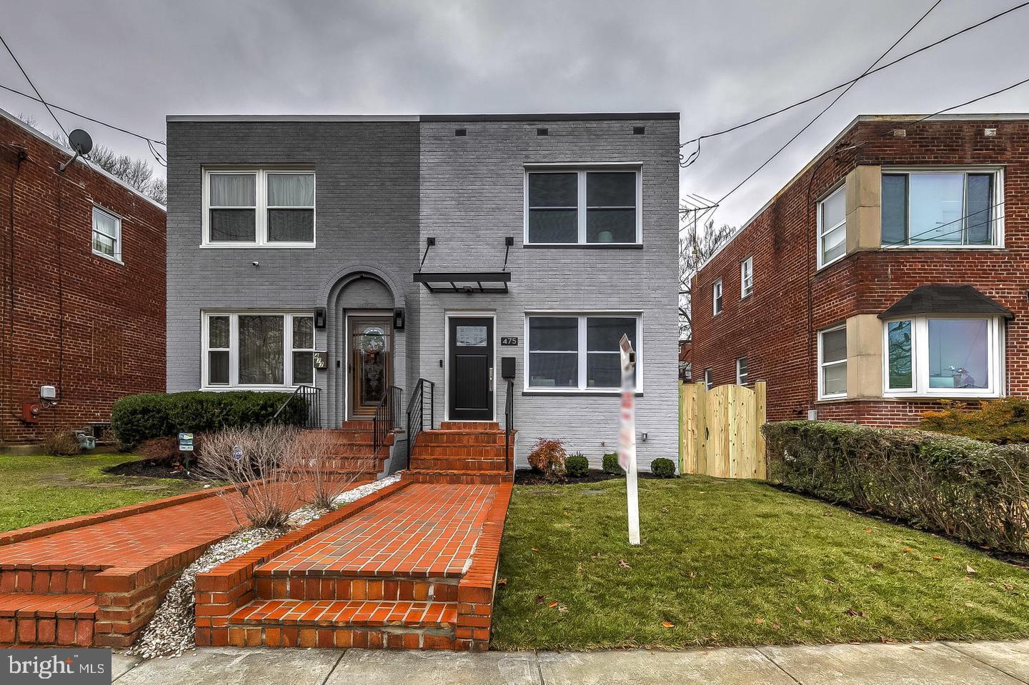 475 MADISON STREET NE