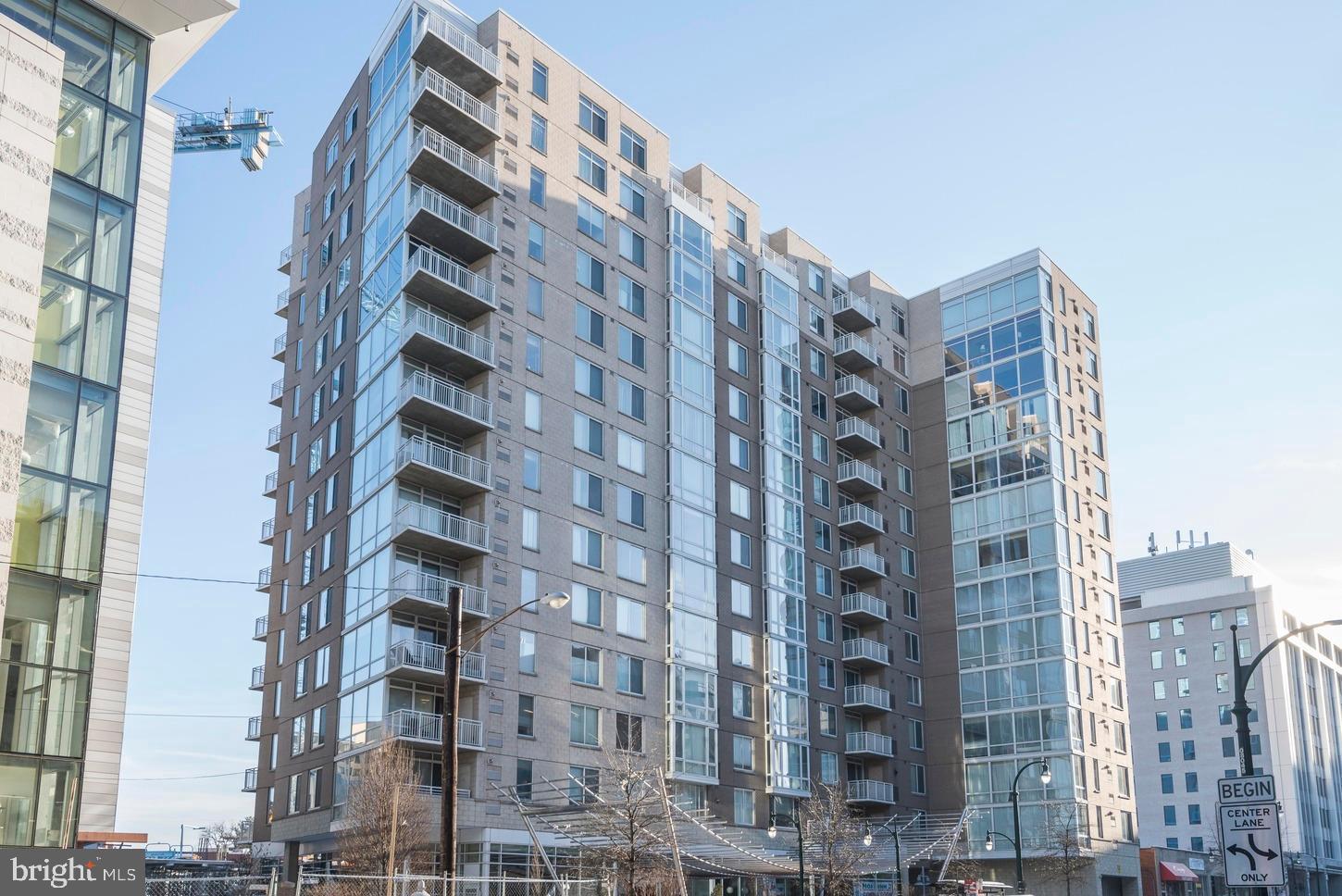 930 Wayne Ave #1210