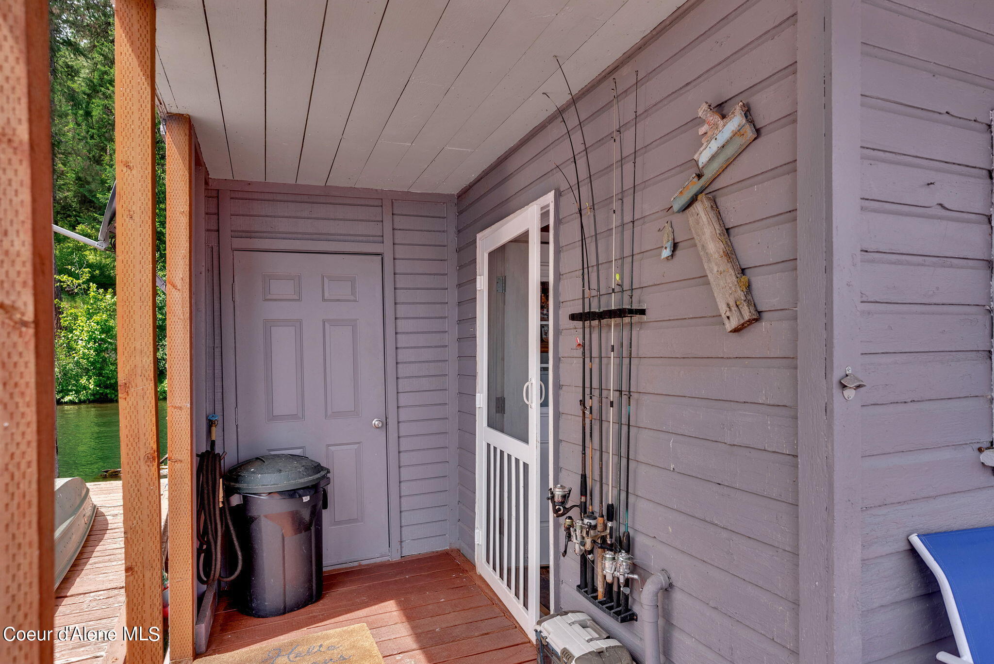 57 Chatcolet Rd Floating Home #21