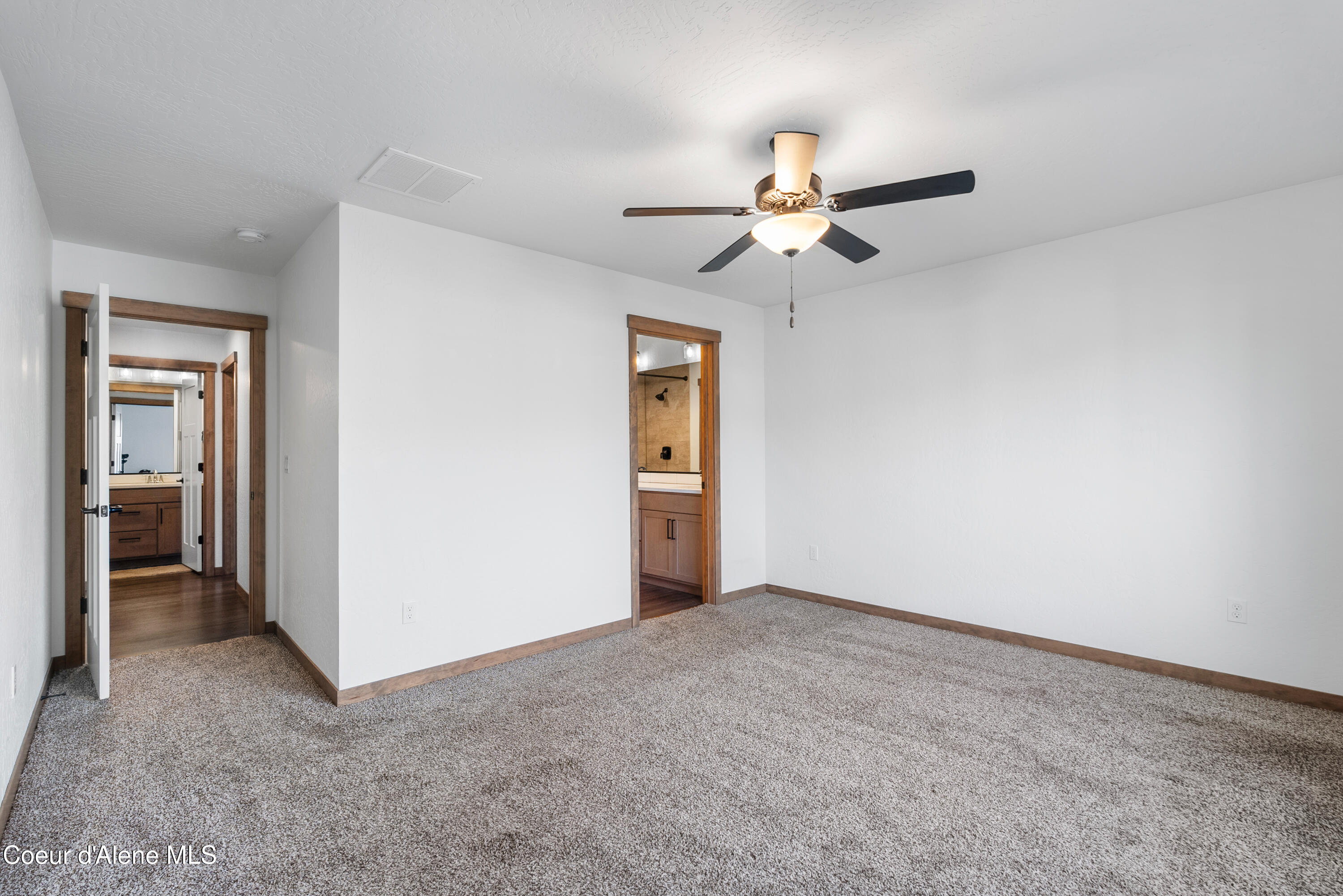 8265 W SPLITRAIL AVE