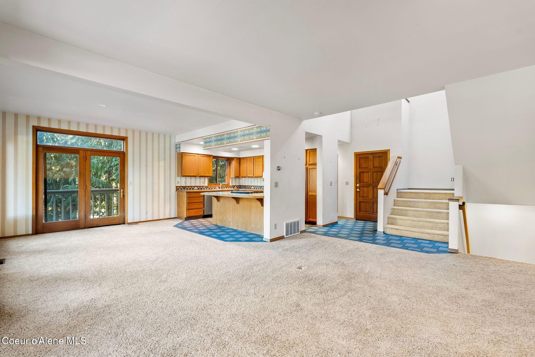 448 Whiskey Jack Cir