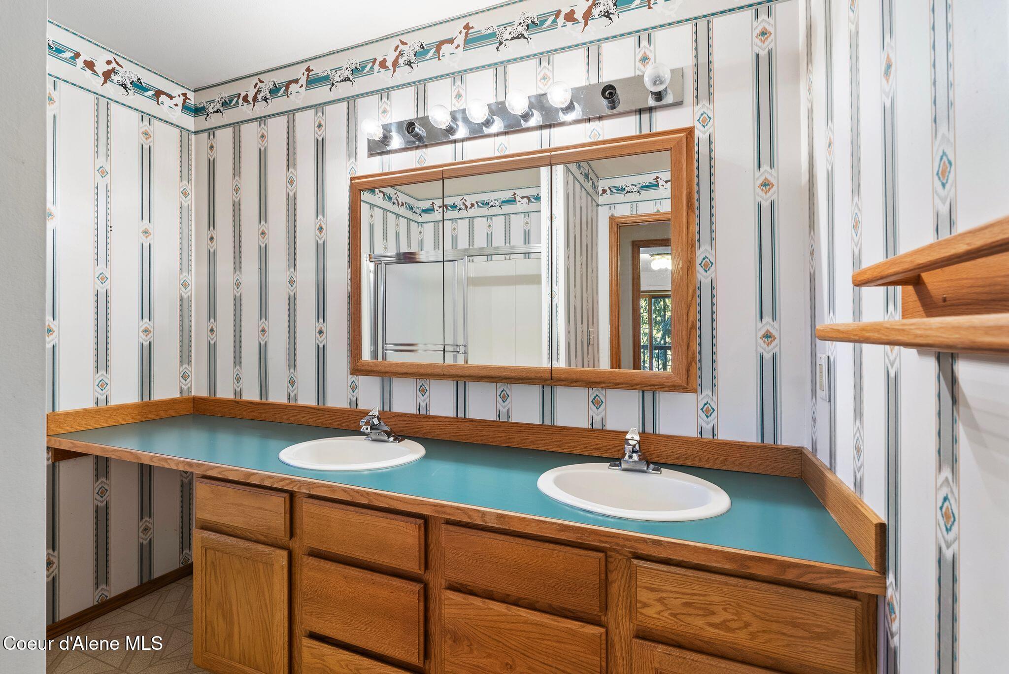 448 Whiskey Jack Cir