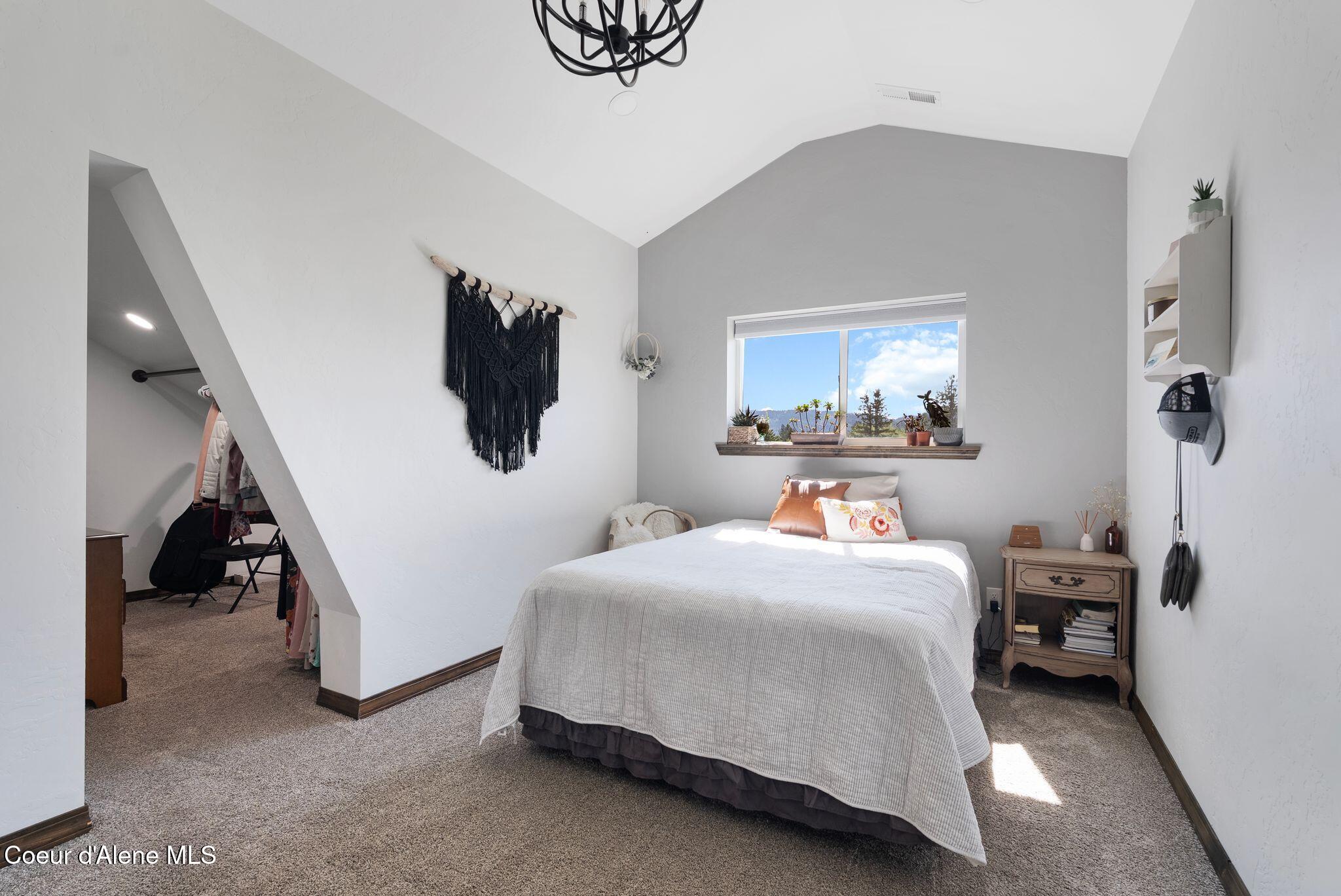 94 Campbell Point Rd