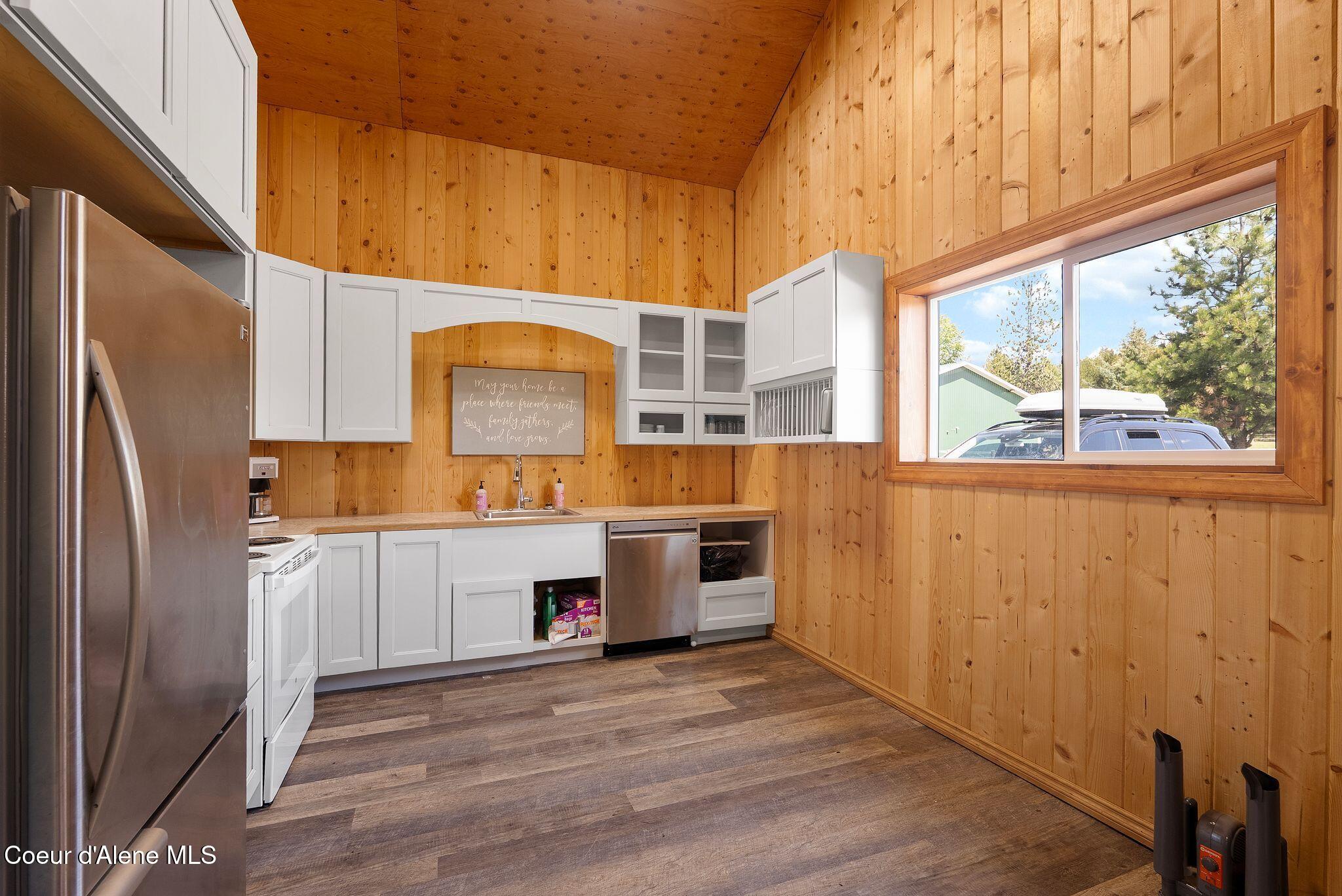 94 Campbell Point Rd