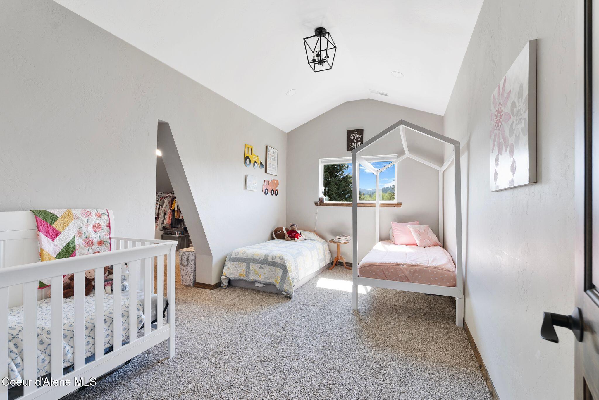 94 Campbell Point Rd