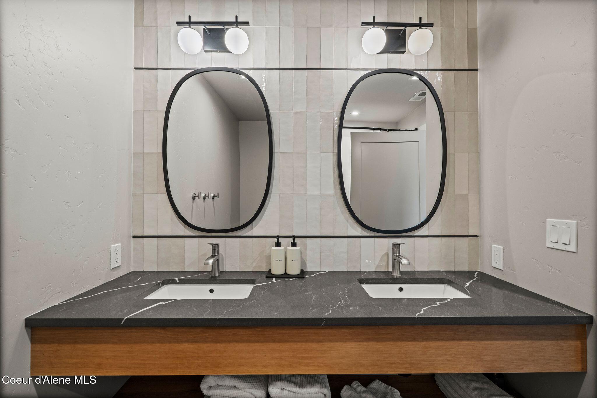 55 S Thistle Down Ln, A