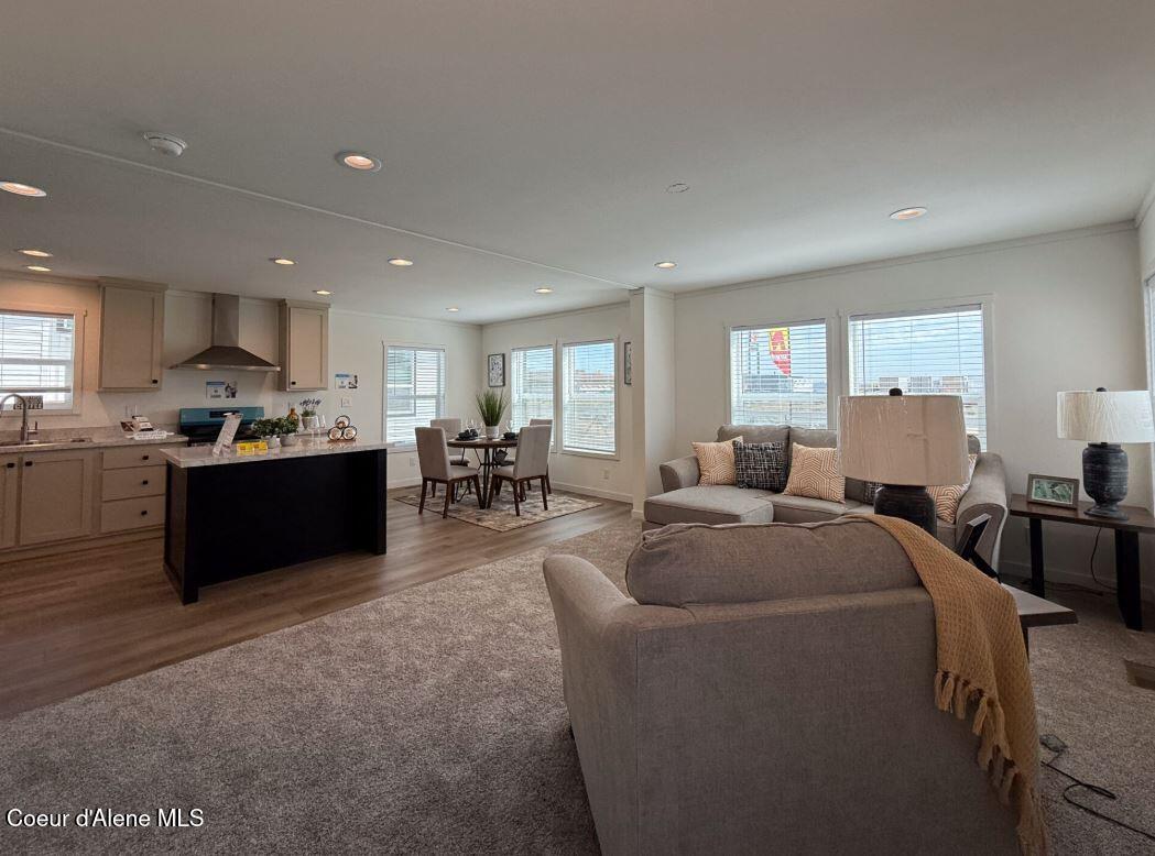 72 2nd St