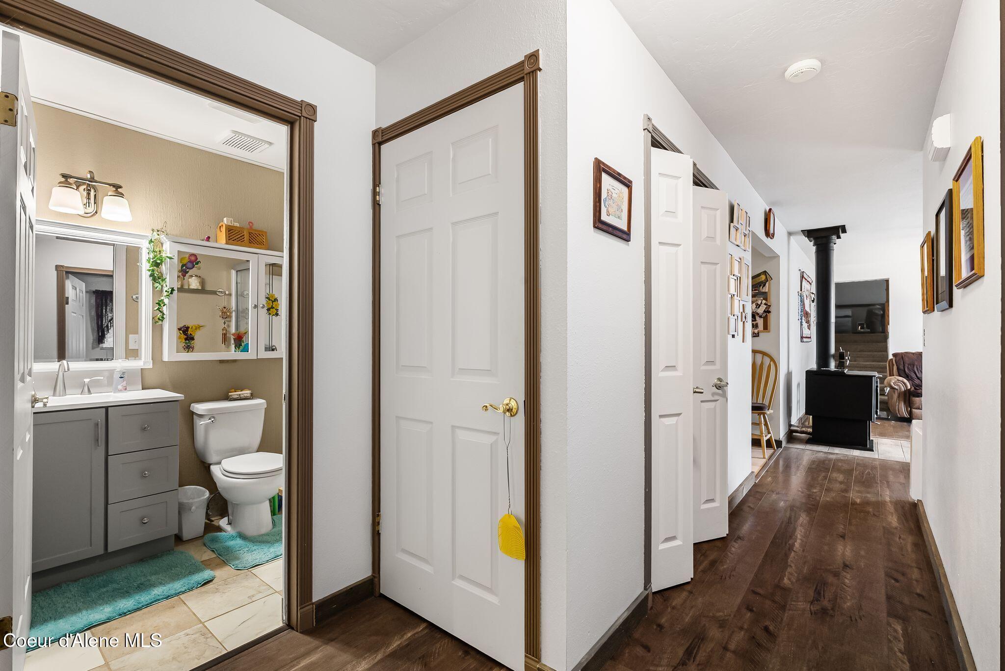 537 N Riley Creek RD