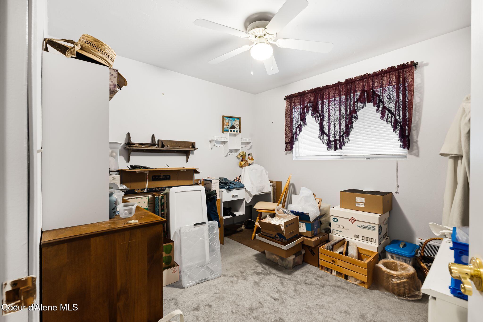 537 N Riley Creek RD