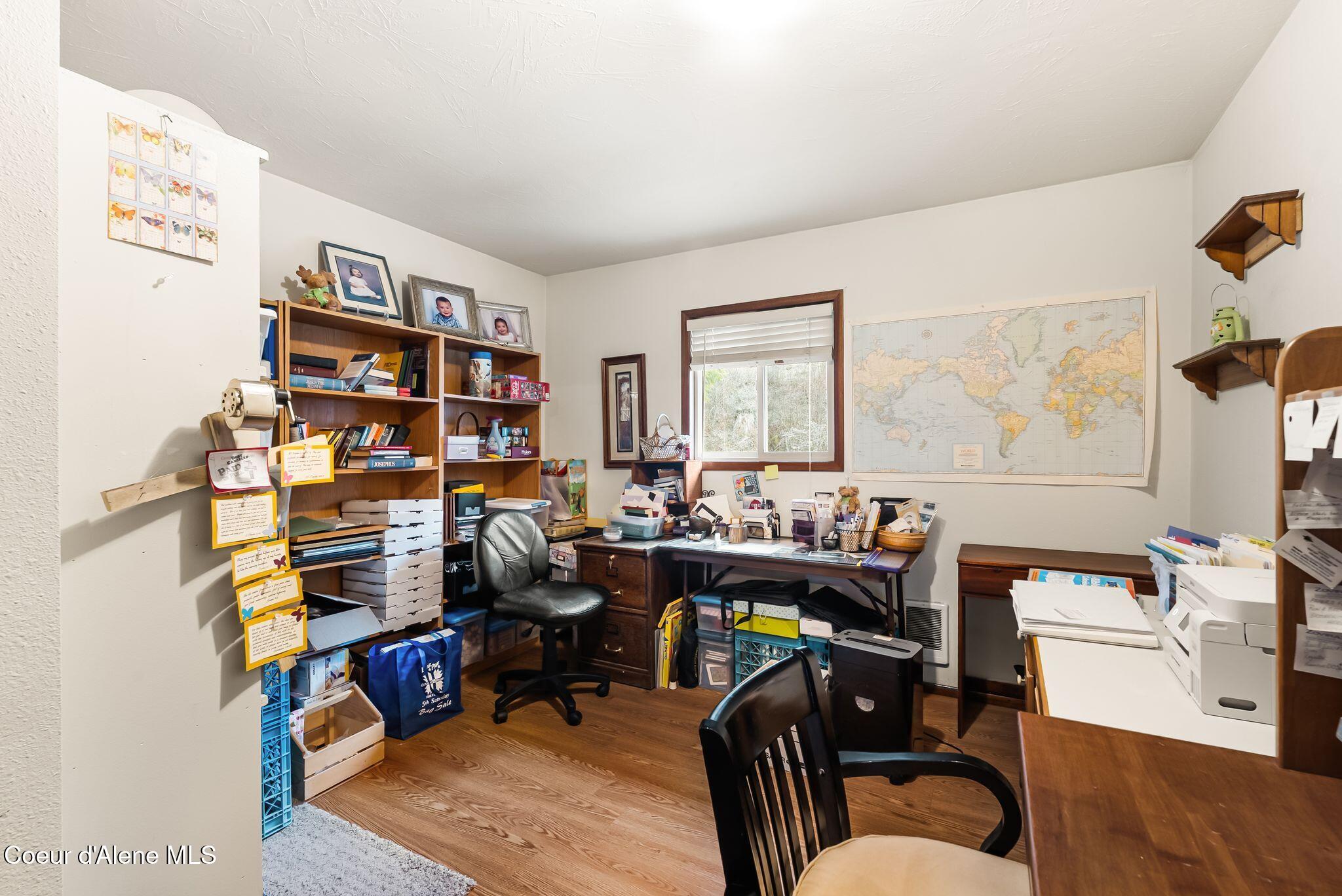 537 N Riley Creek RD