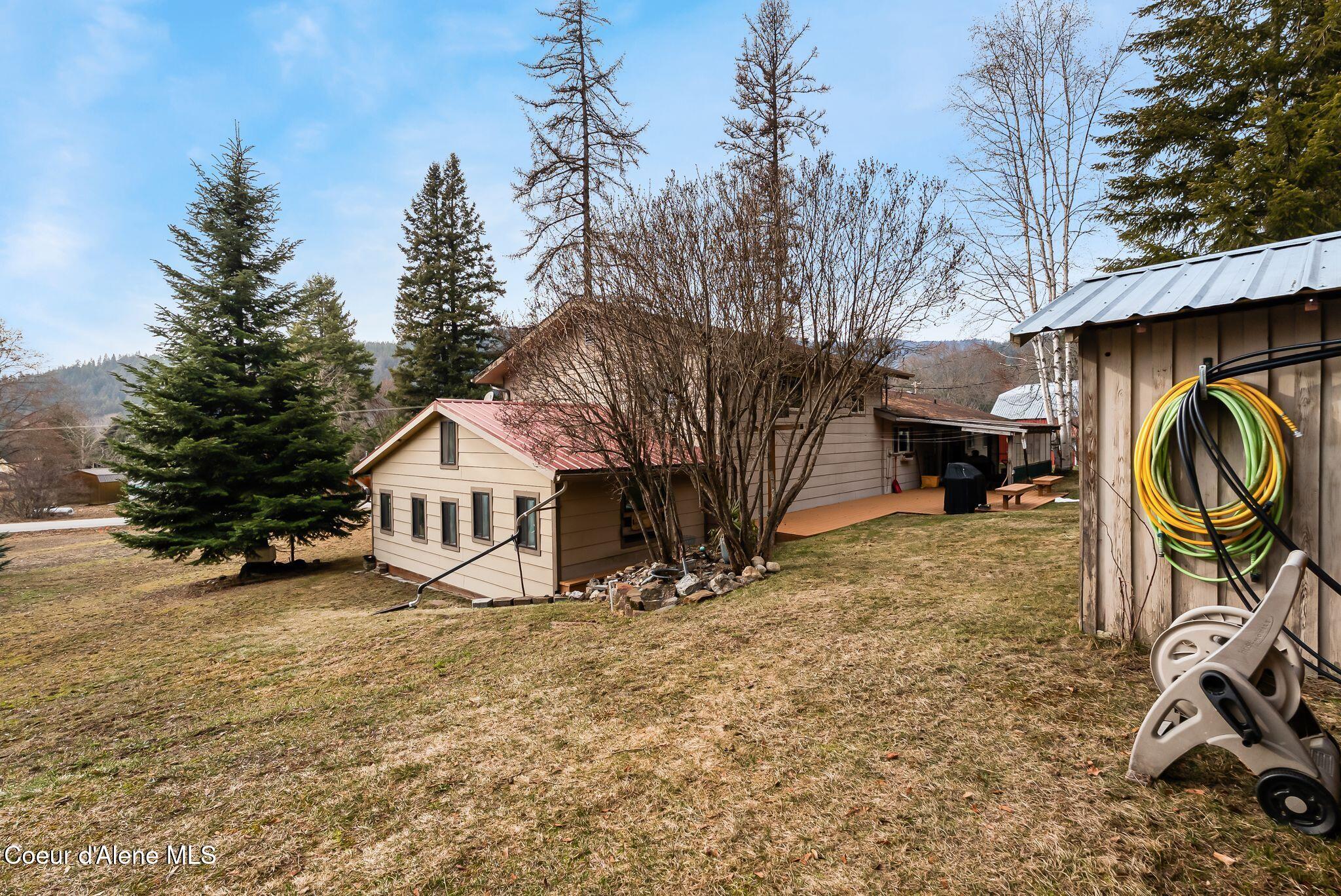 537 N Riley Creek RD