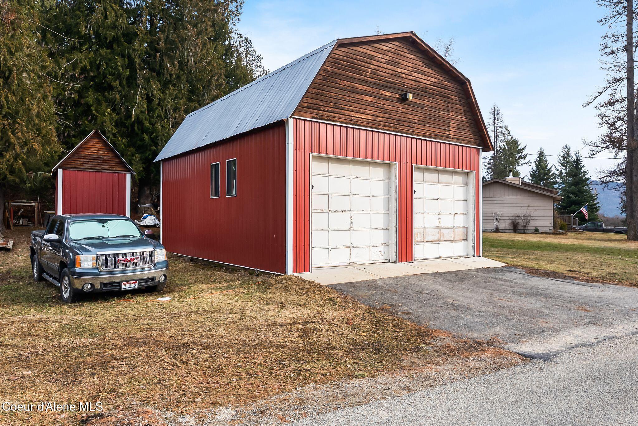 537 N Riley Creek RD