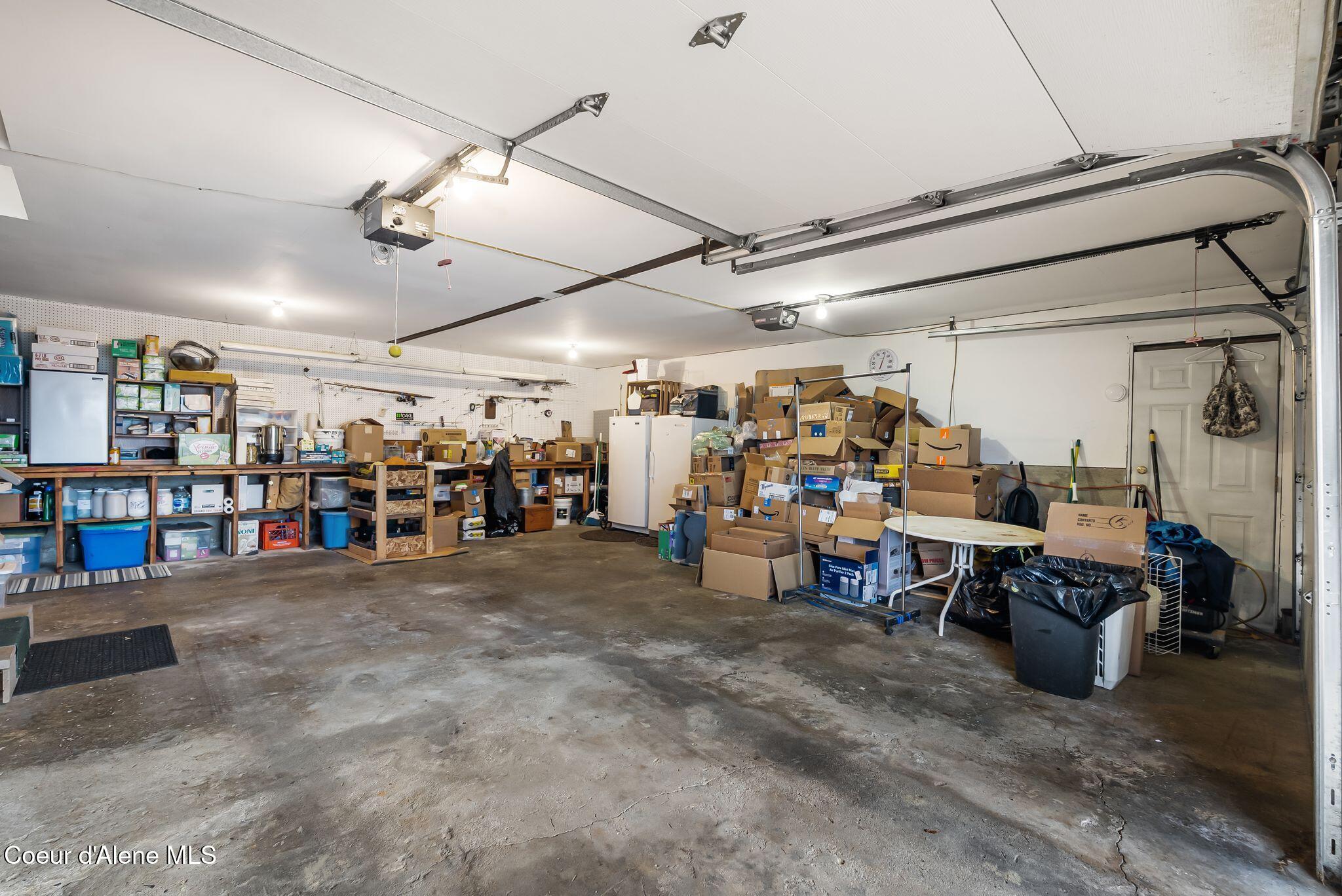 537 N Riley Creek RD