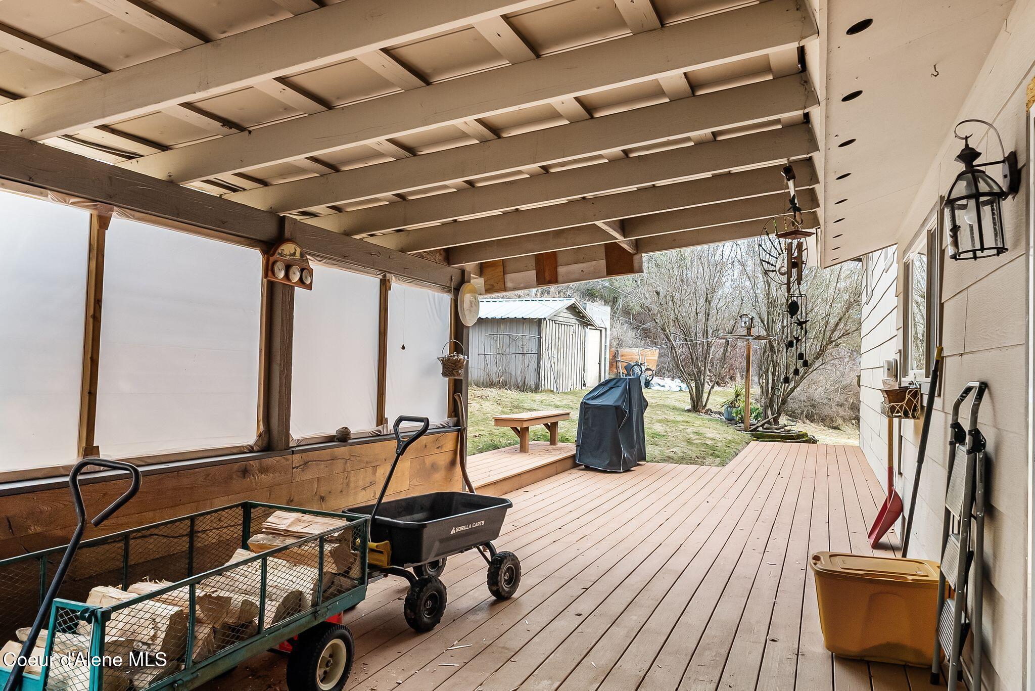 537 N Riley Creek RD