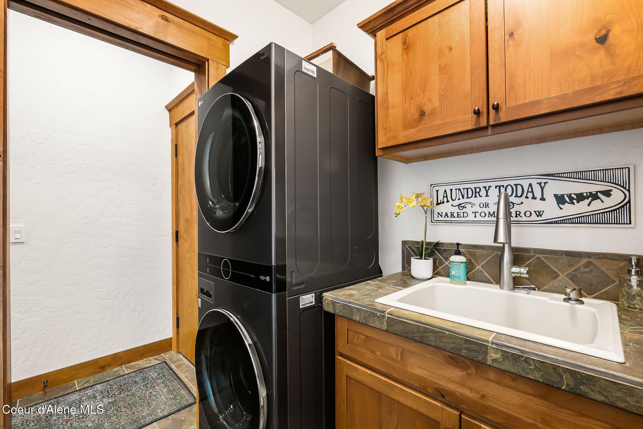 356 N Idaho Club DR