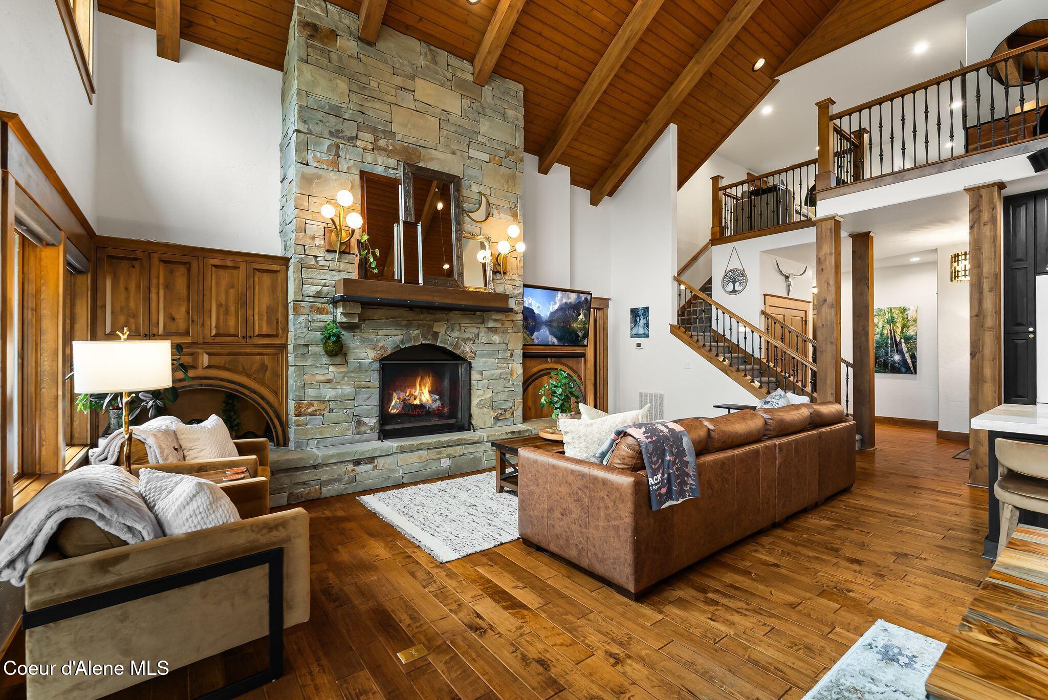 356 N Idaho Club DR