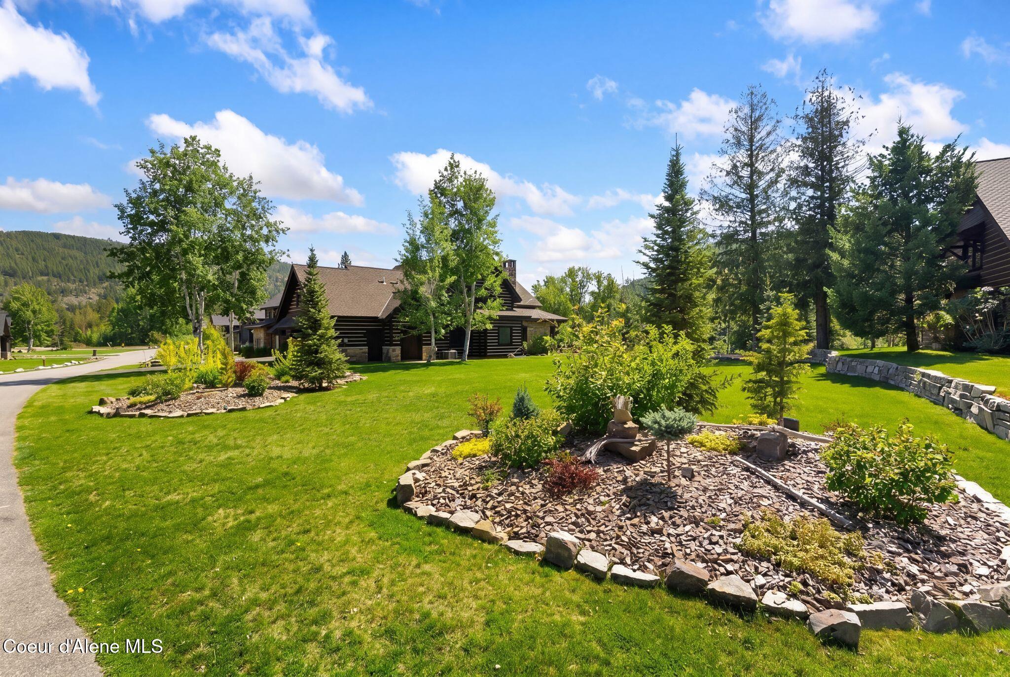 356 N Idaho Club DR