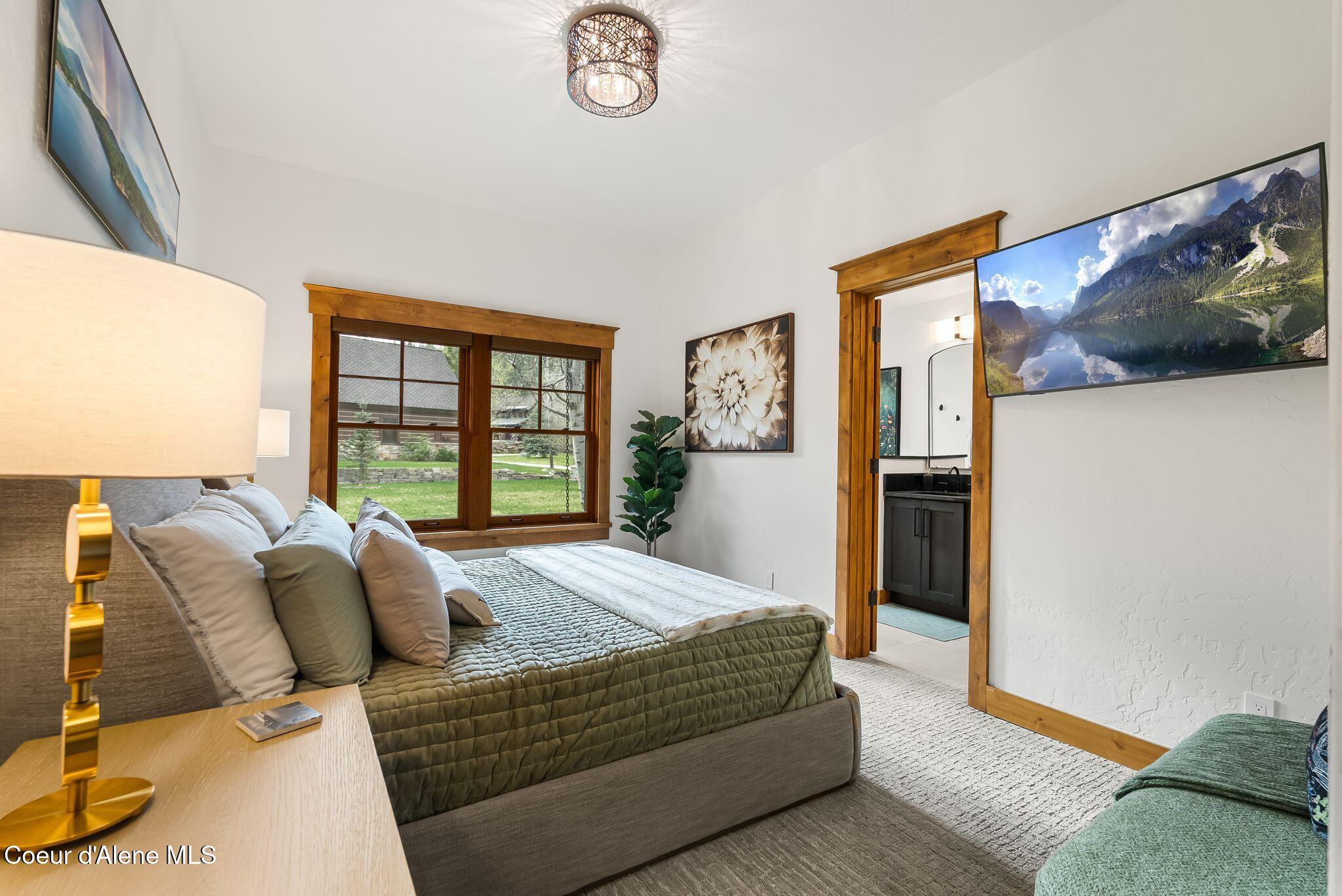356 N Idaho Club DR
