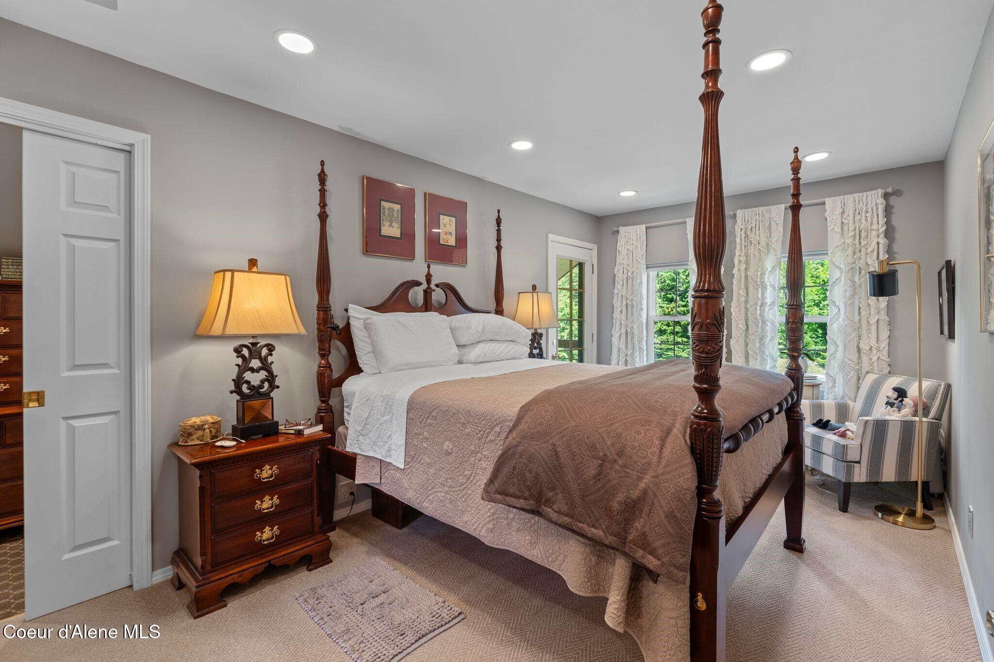 343 W Spring Creek Rd
