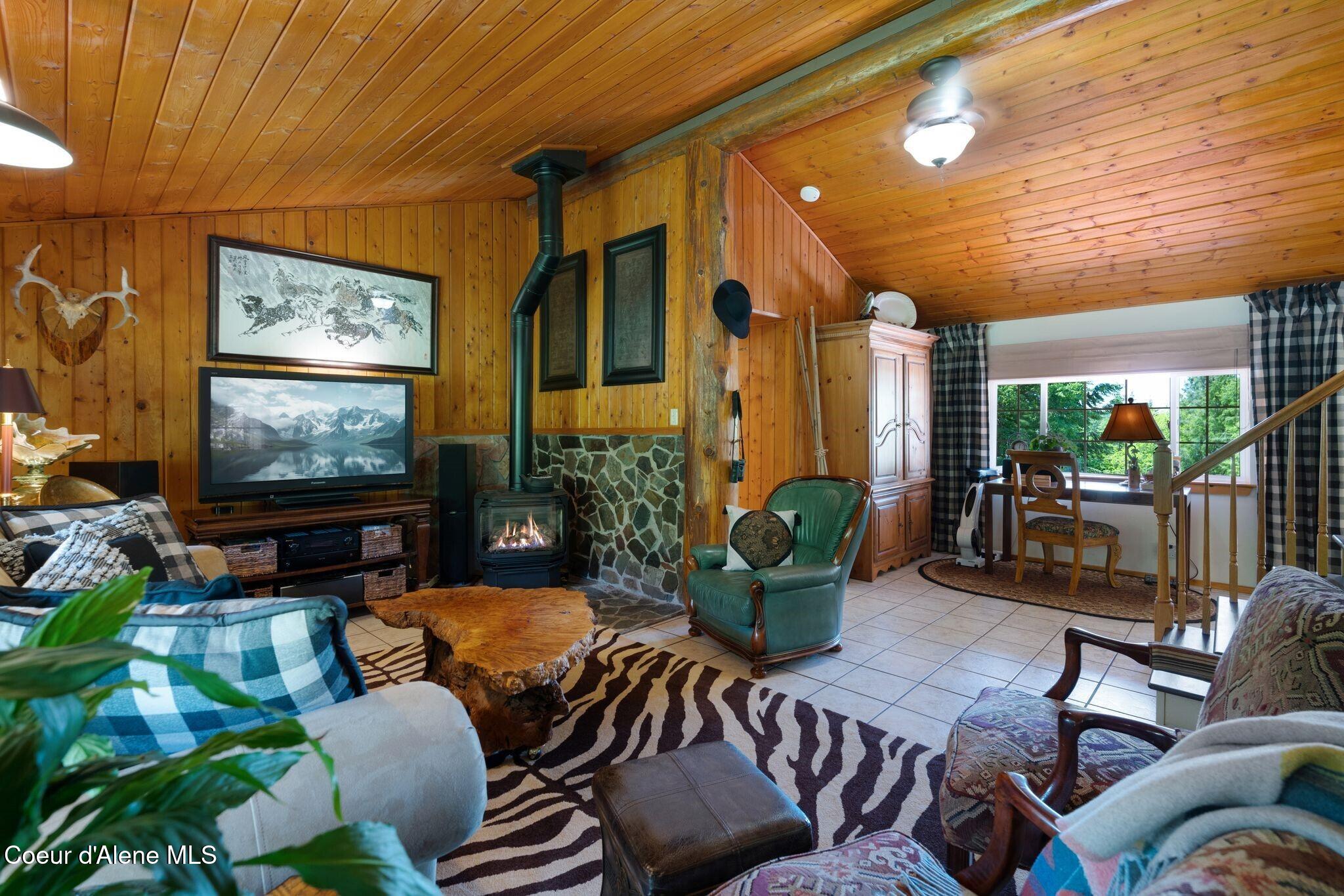 343 W Spring Creek Rd