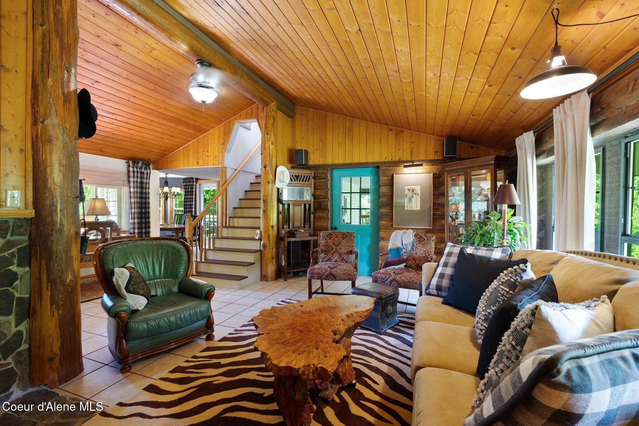 343 W Spring Creek Rd