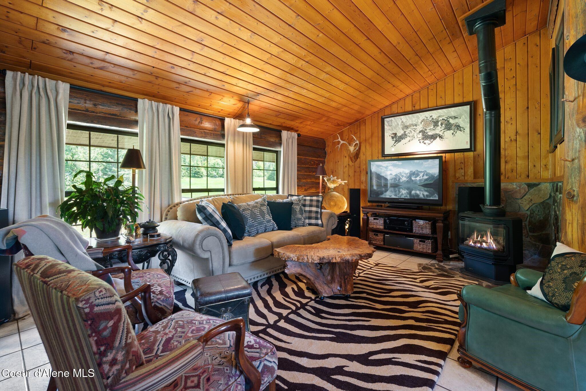 343 W Spring Creek Rd