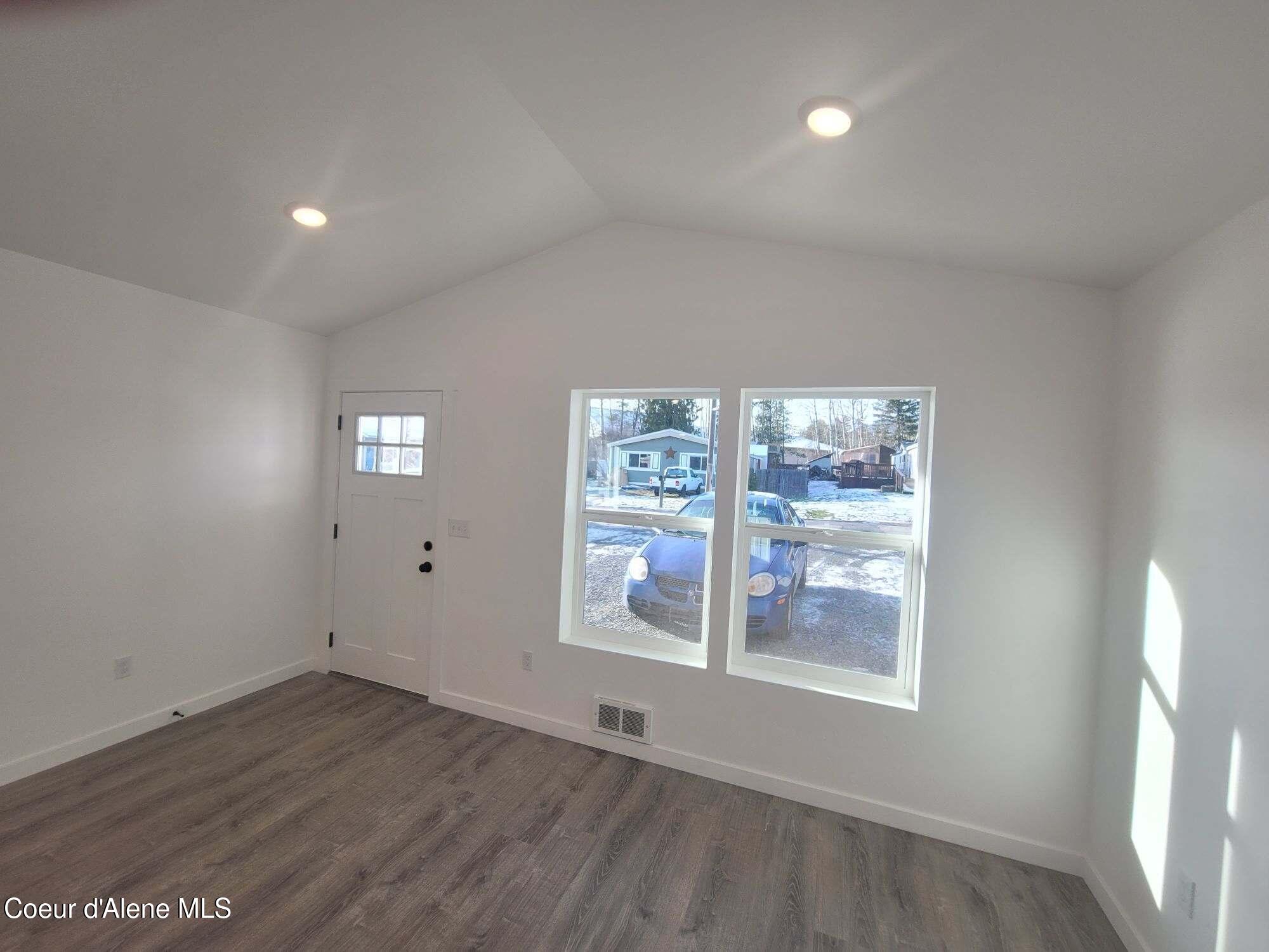238 Ash St