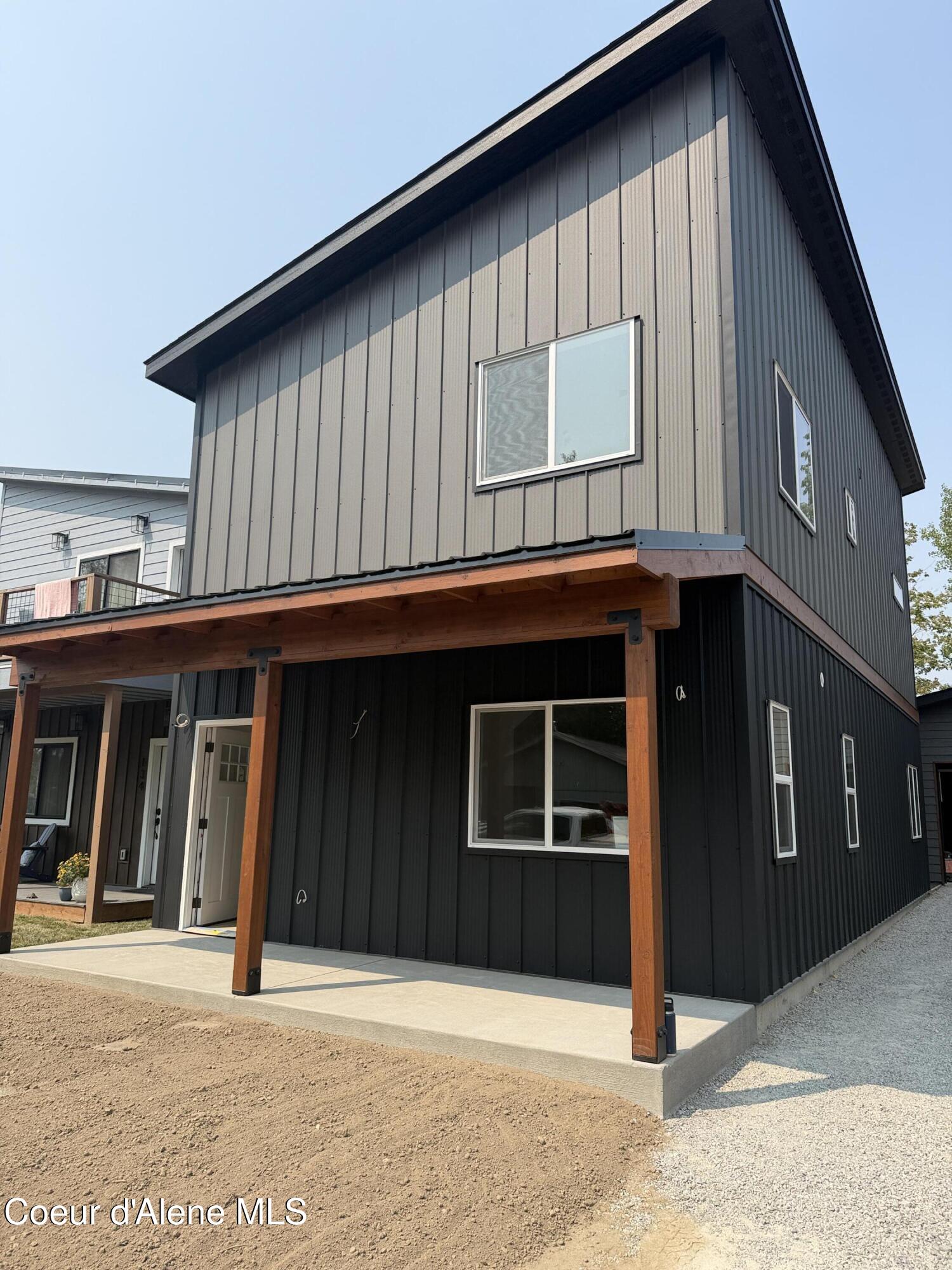 140 Carnelian AVE
