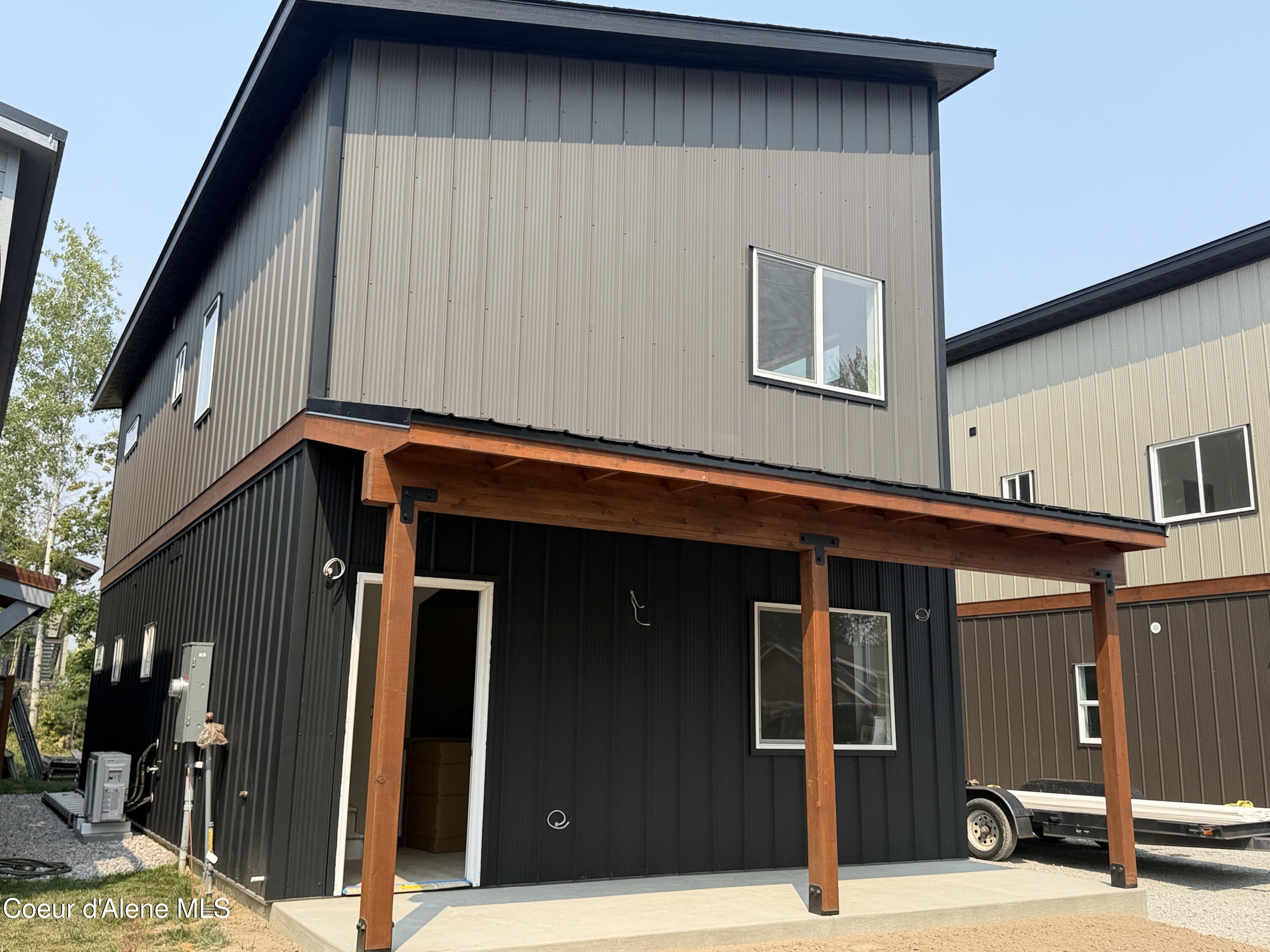 140 Carnelian AVE