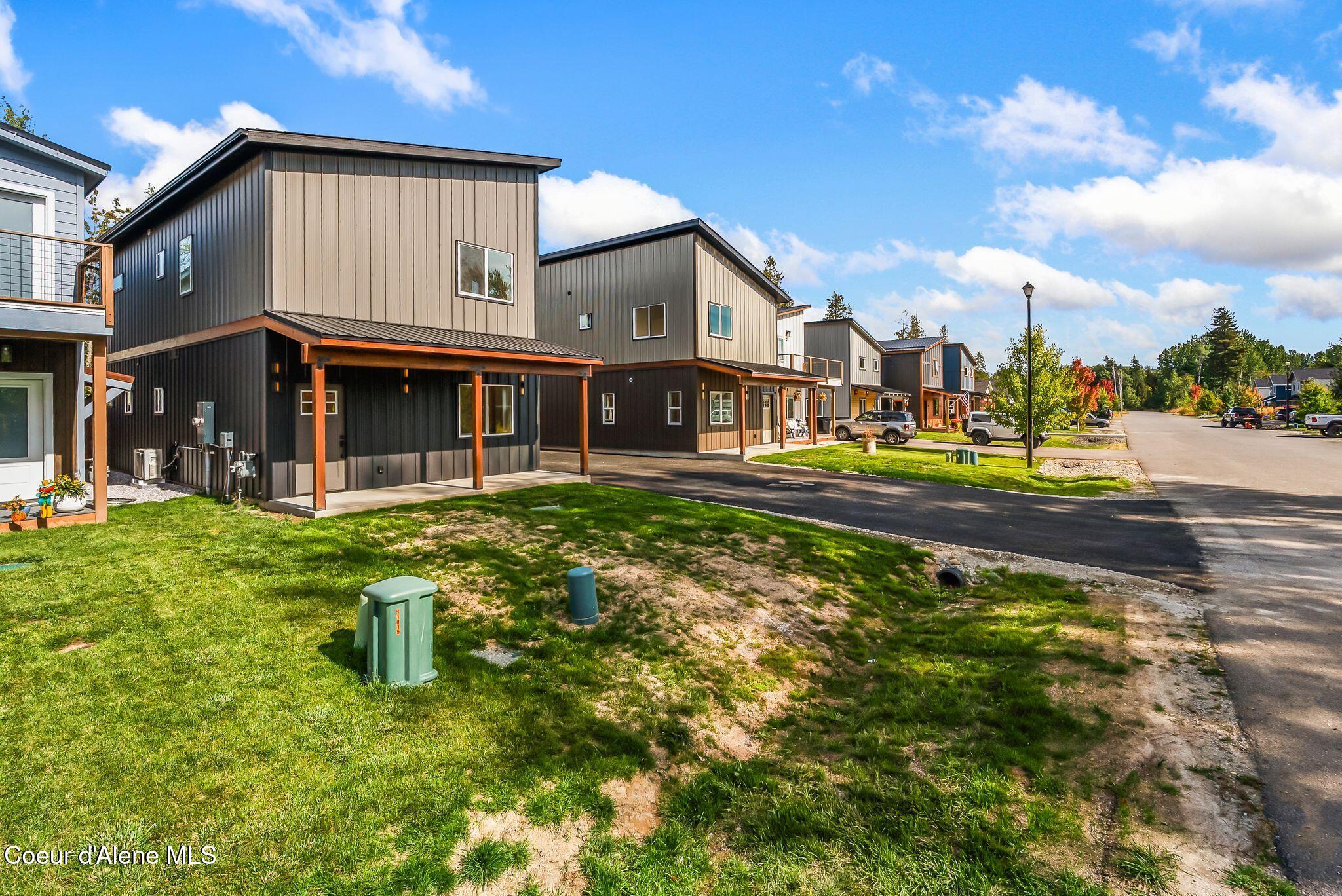 140 Carnelian AVE