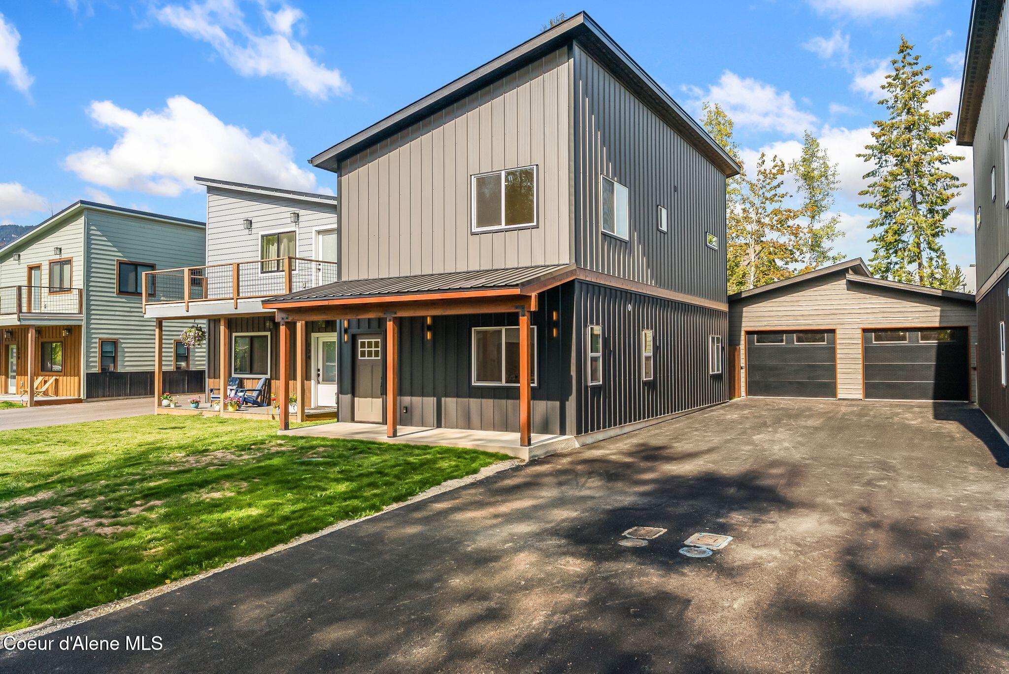 140 Carnelian AVE