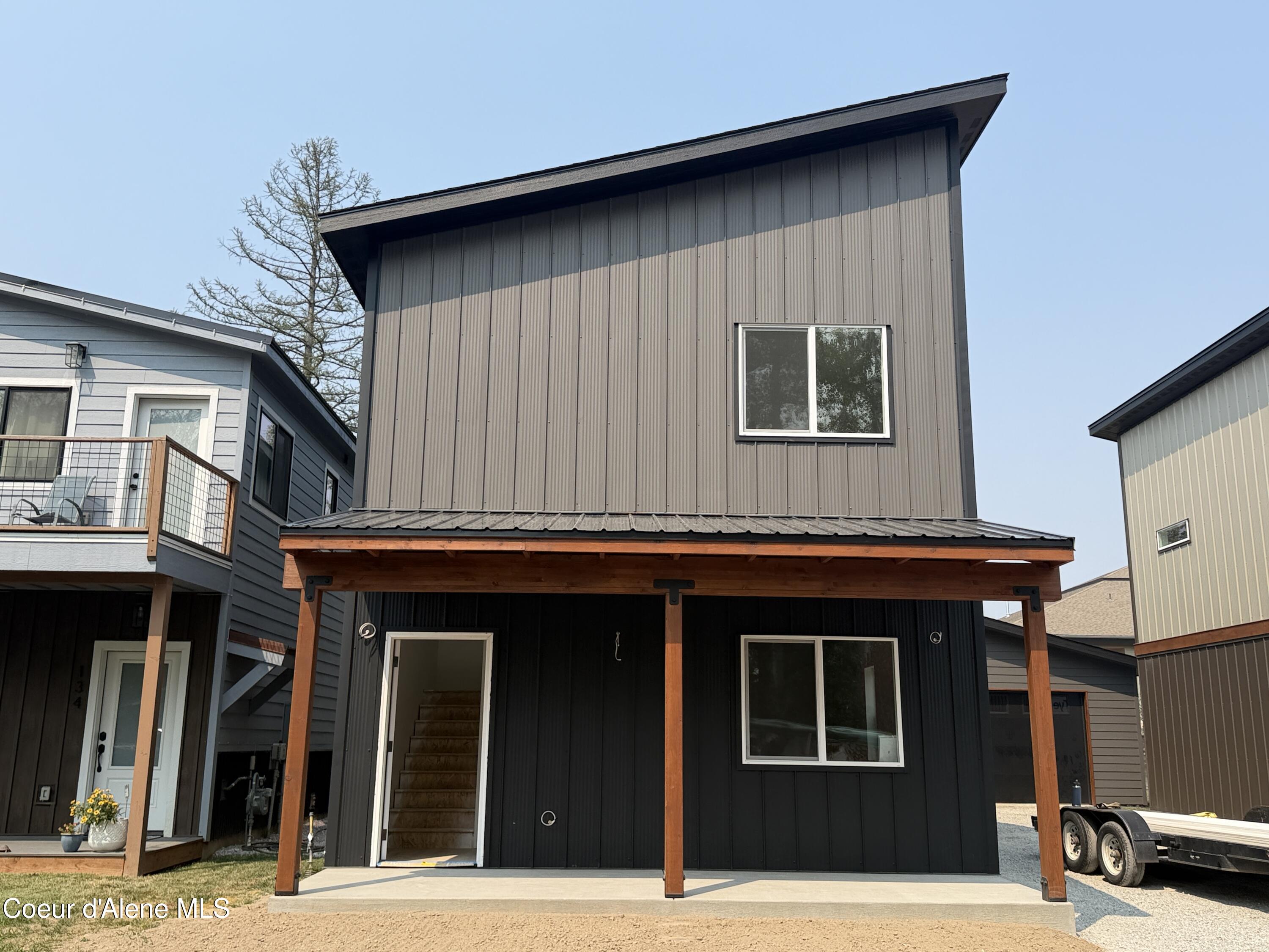 140 Carnelian AVE