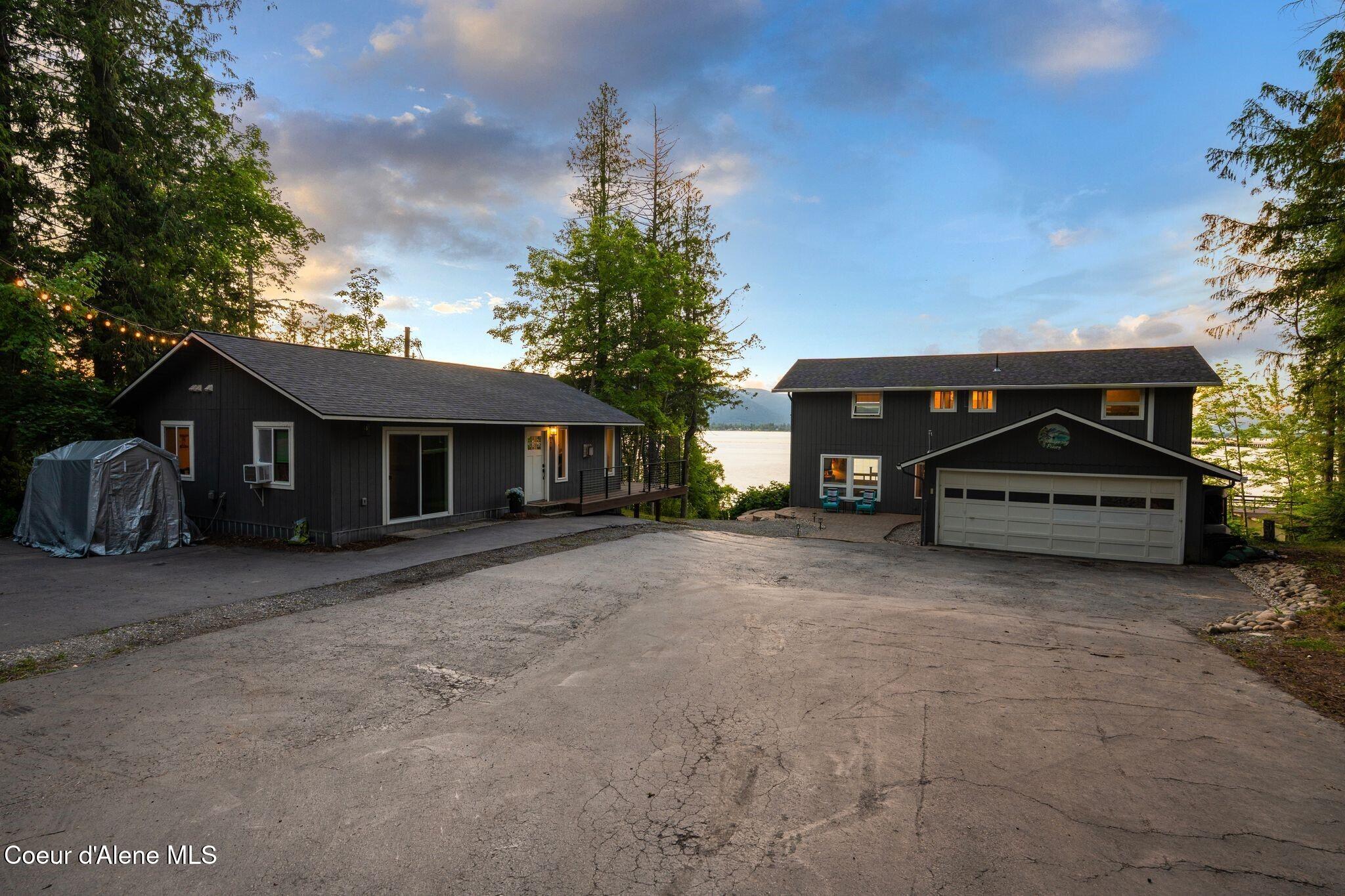 169 Lakeshore DR