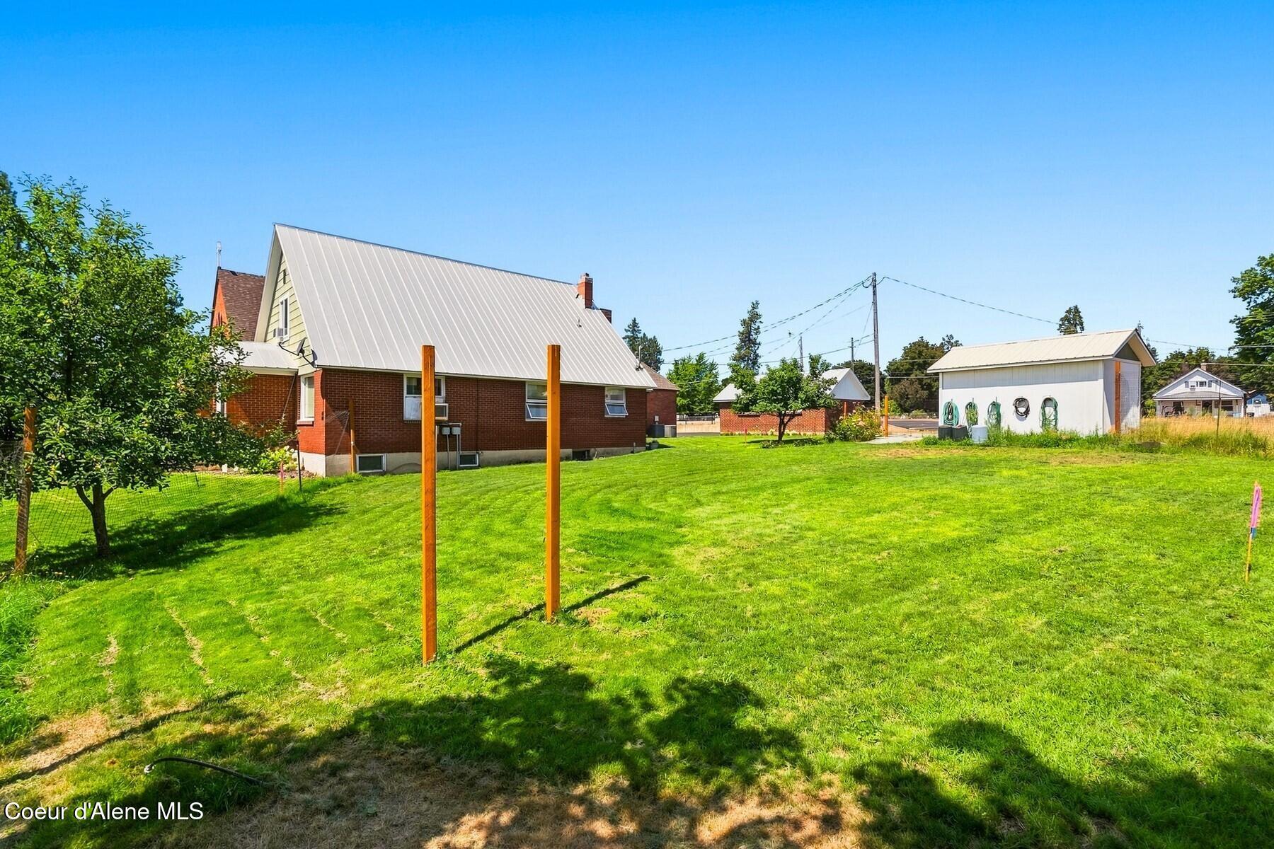 413 Summit Blvd