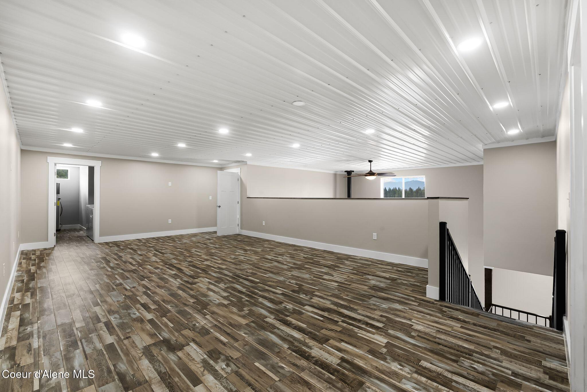 352 Fawn LN