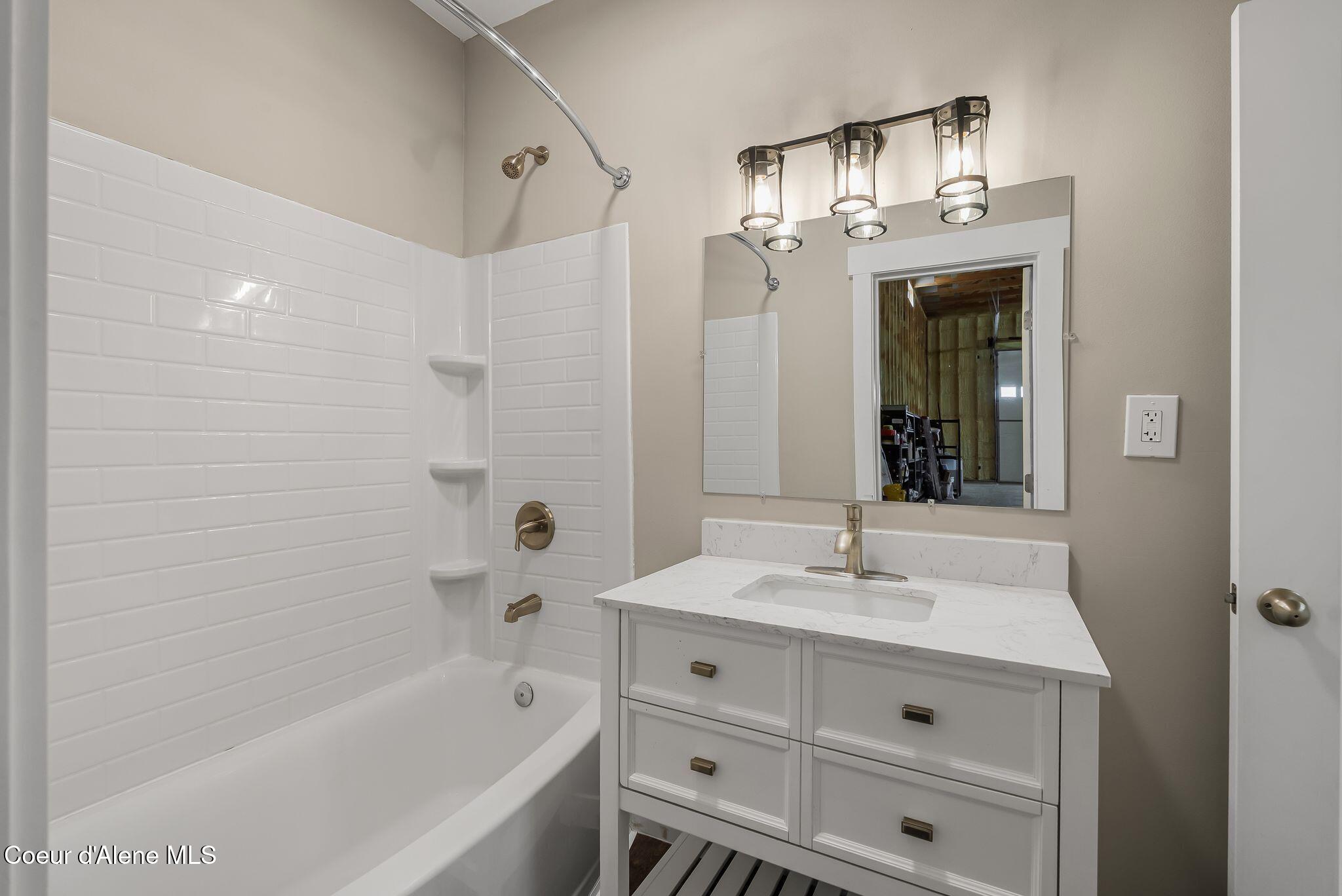 352 Fawn LN
