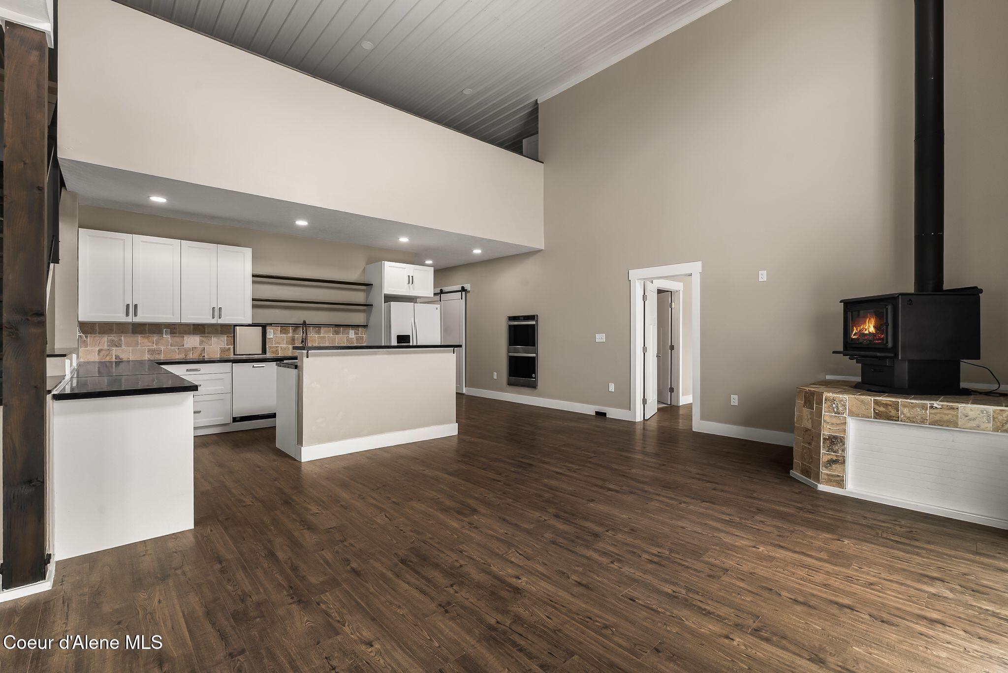 352 Fawn LN