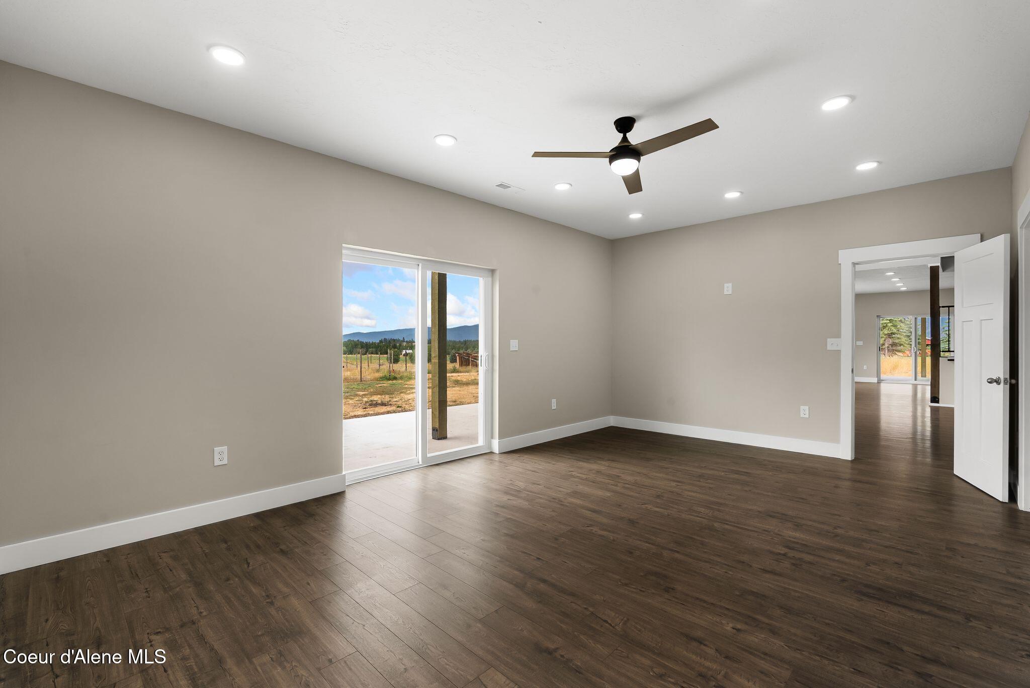 352 Fawn LN