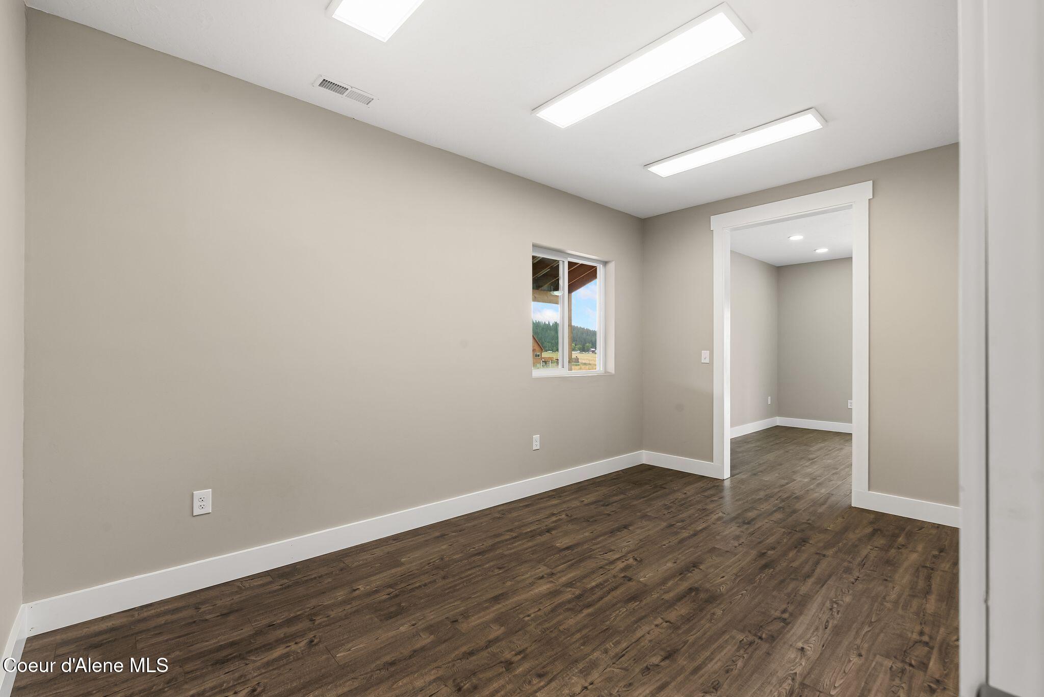 352 Fawn LN
